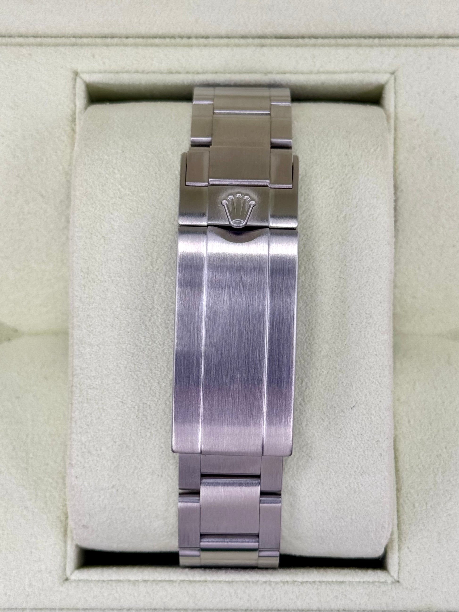 2013 Rolex Submariner "Hulk" 40mm 116610LV Green Dial - MyWatchLLC