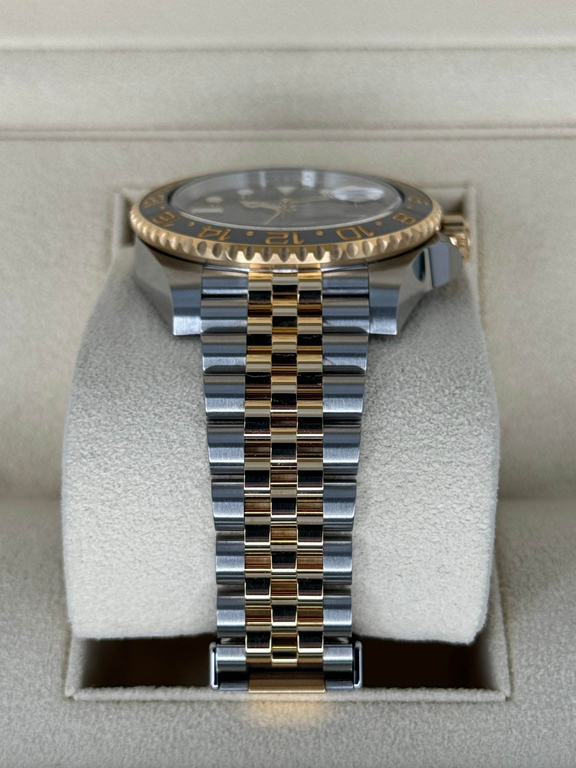 NEW 2023 Rolex GMT-Master II 40mm 126713GRNR Two-Tone Jubilee - MyWatchLLC