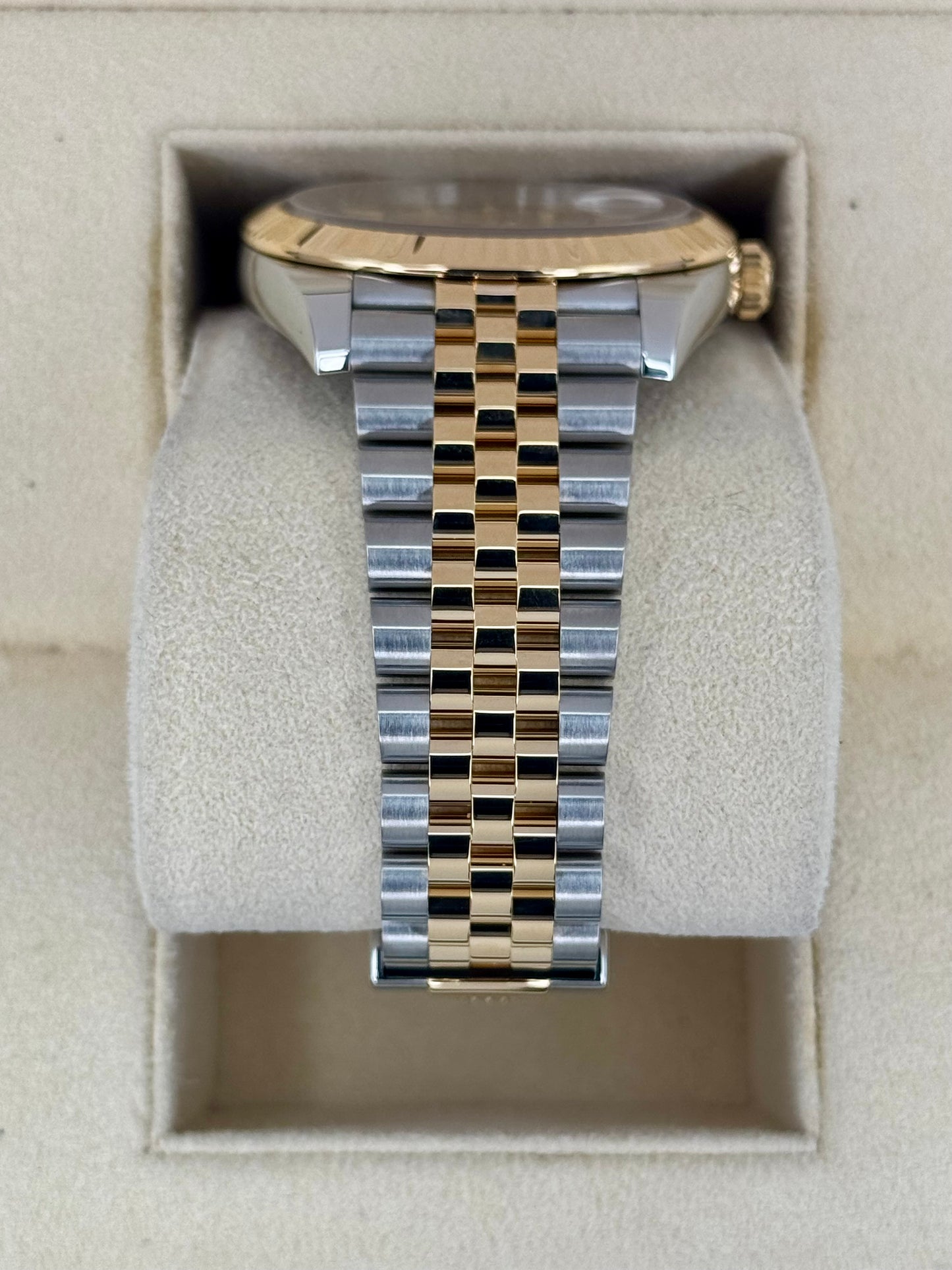 2022 Rolex Datejust 41mm 126333 Two-Tone Jubilee Champagne Motif Dial - MyWatchLLC
