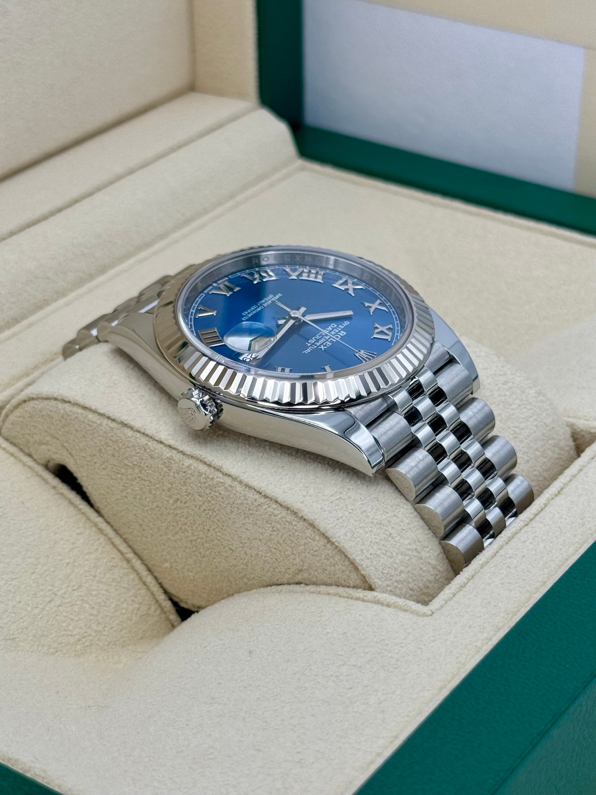 2022 Rolex Datejust 41mm 126334 Stainless Steel Jubilee Blue Dial - MyWatchLLC