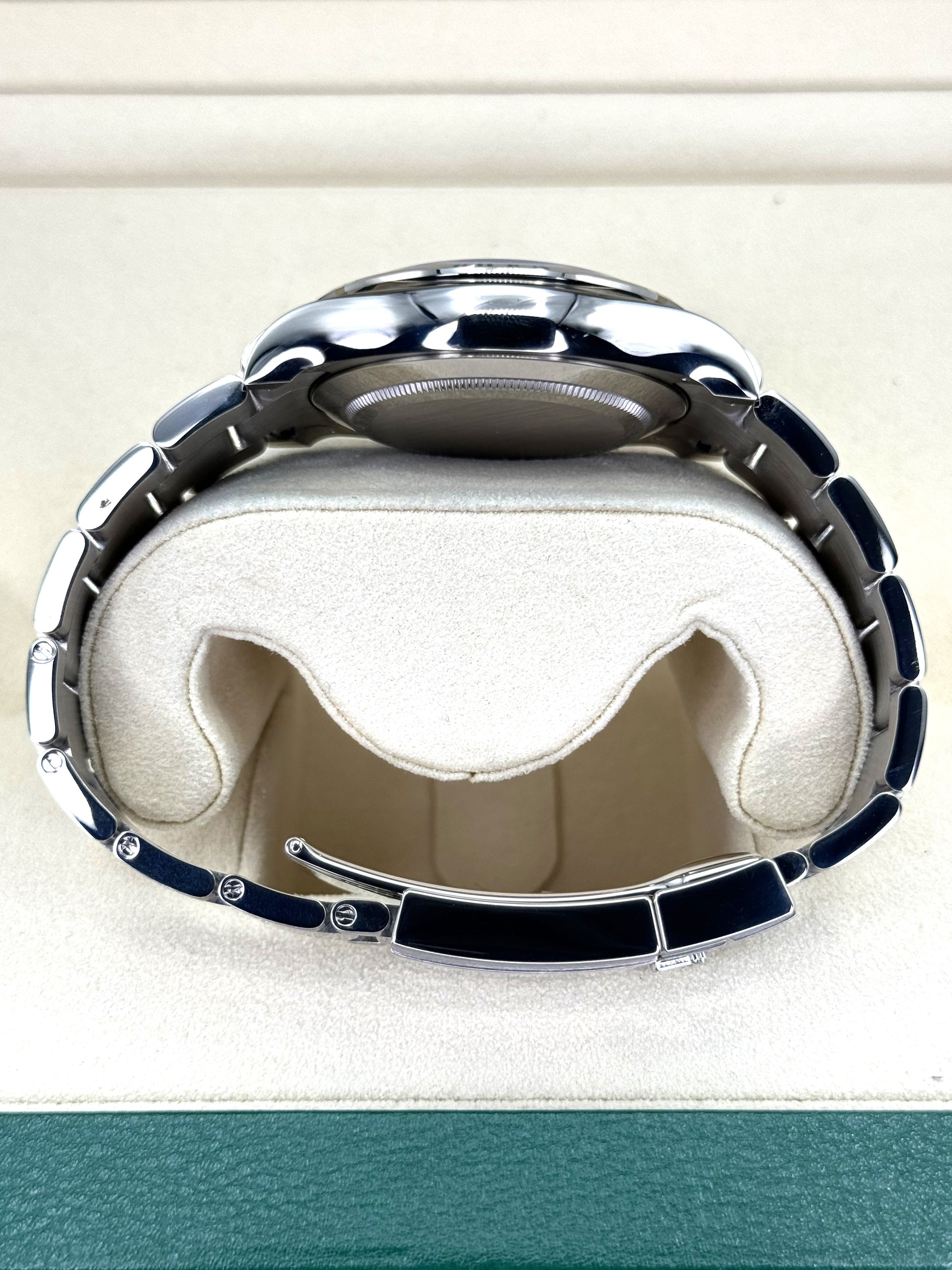 2021 Rolex Daytona 40mm 116509 White Gold Blue Dial - MyWatchLLC