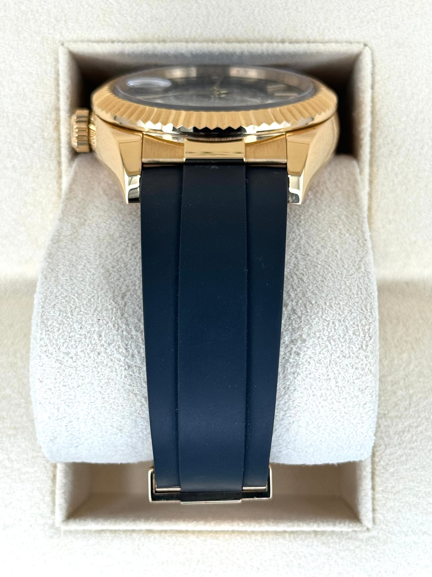 2022 Rolex Sky-Dweller 42mm 326238 Yellow Gold Oysterflex Black Dial - MyWatchLLC