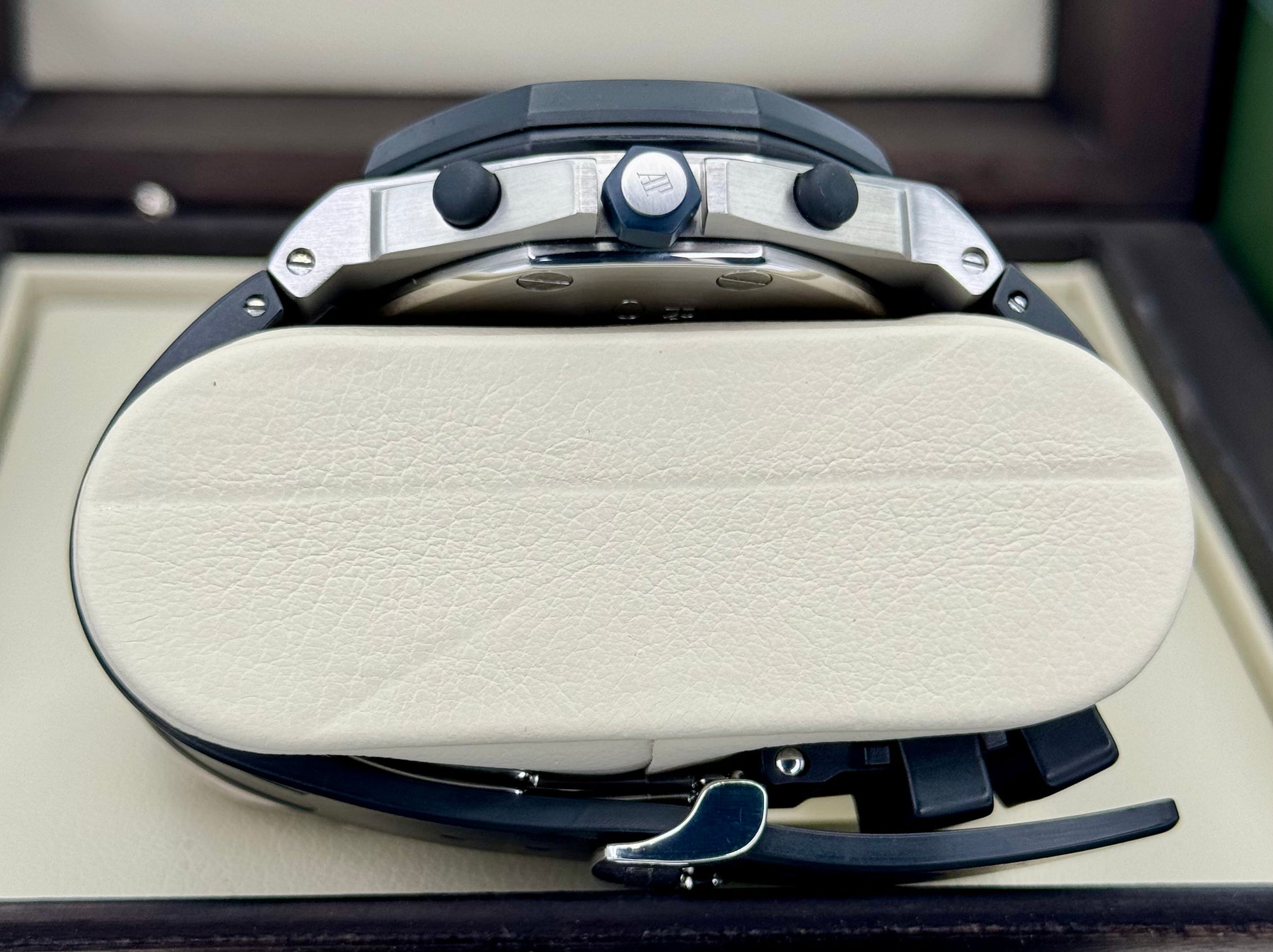 2006 AP Royal Oak Offshore 42mm 25940SK.OO.D002CA.01.A Chronograph - MyWatchLLC