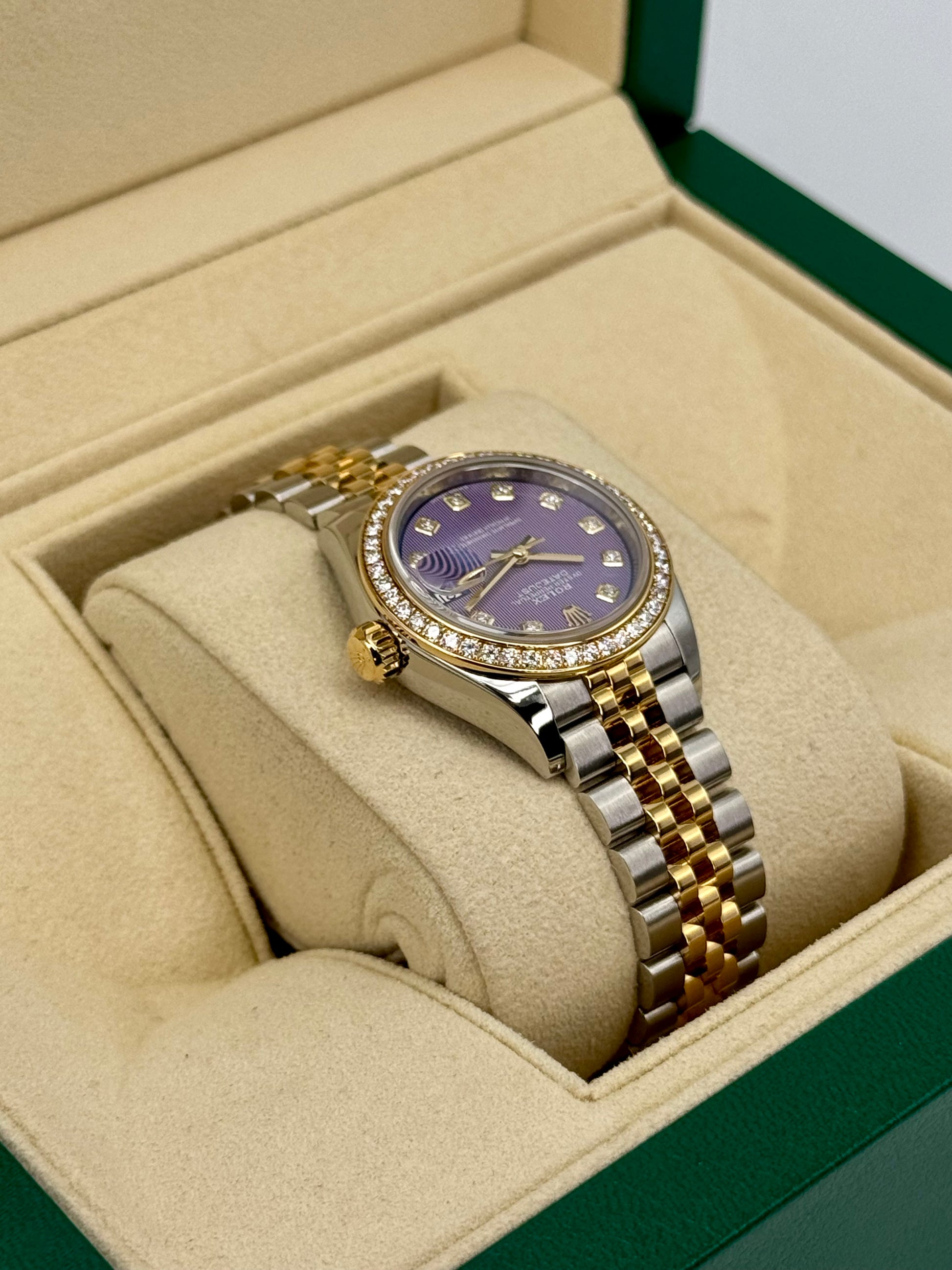 2018 Lady-Datejust 28mm 279383RBR Lavender Stripe Motif Diamond Dial - MyWatchLLC