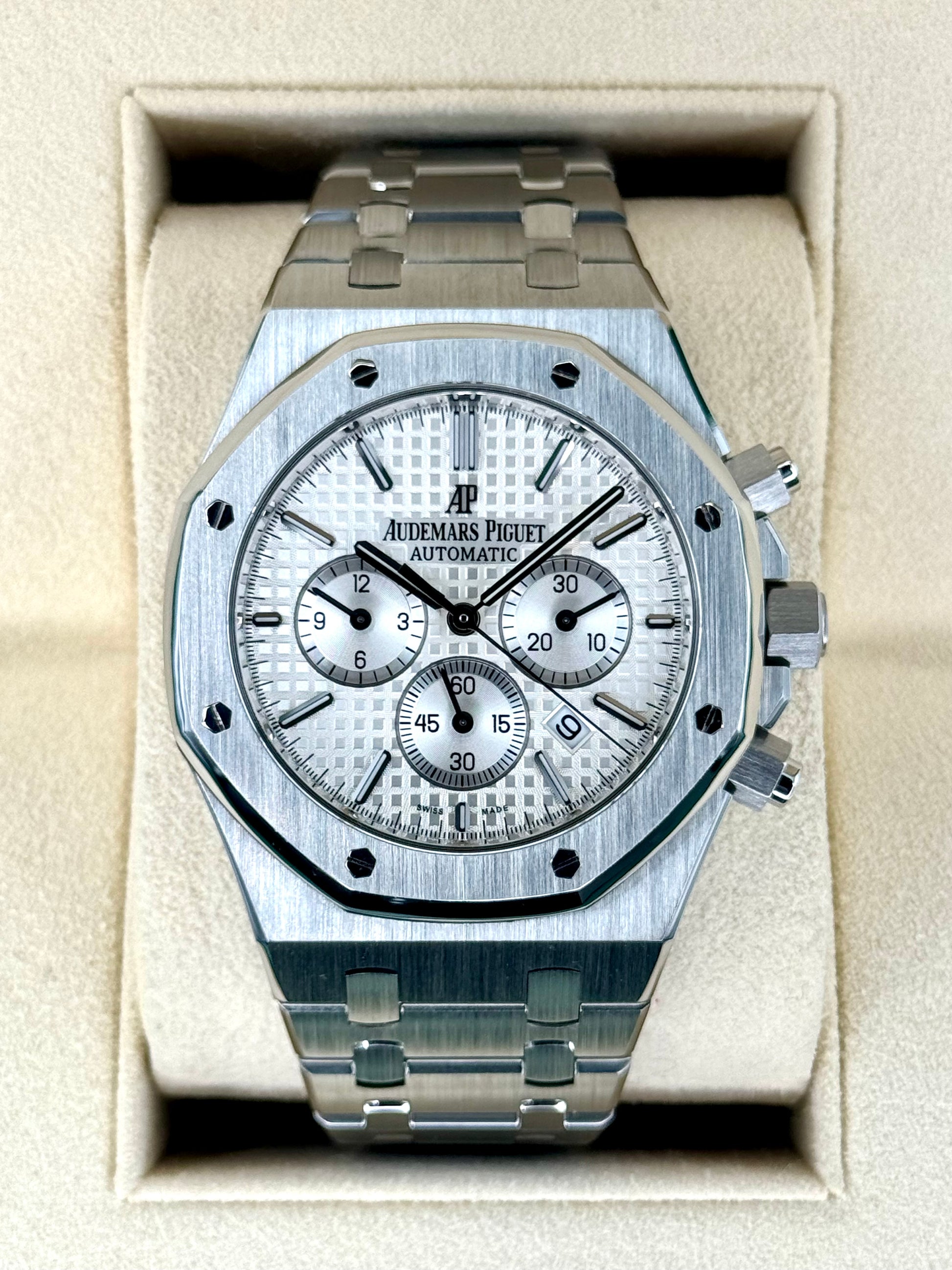 2016 Audemars Piguet Royal Oak Chronograph 41mm 26320ST White Dial - MyWatchLLC