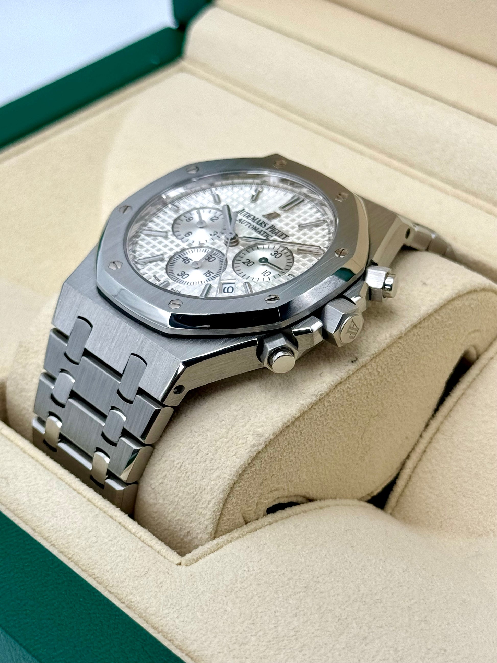 2016 Audemars Piguet Royal Oak Chronograph 41mm 26320ST White Dial - MyWatchLLC