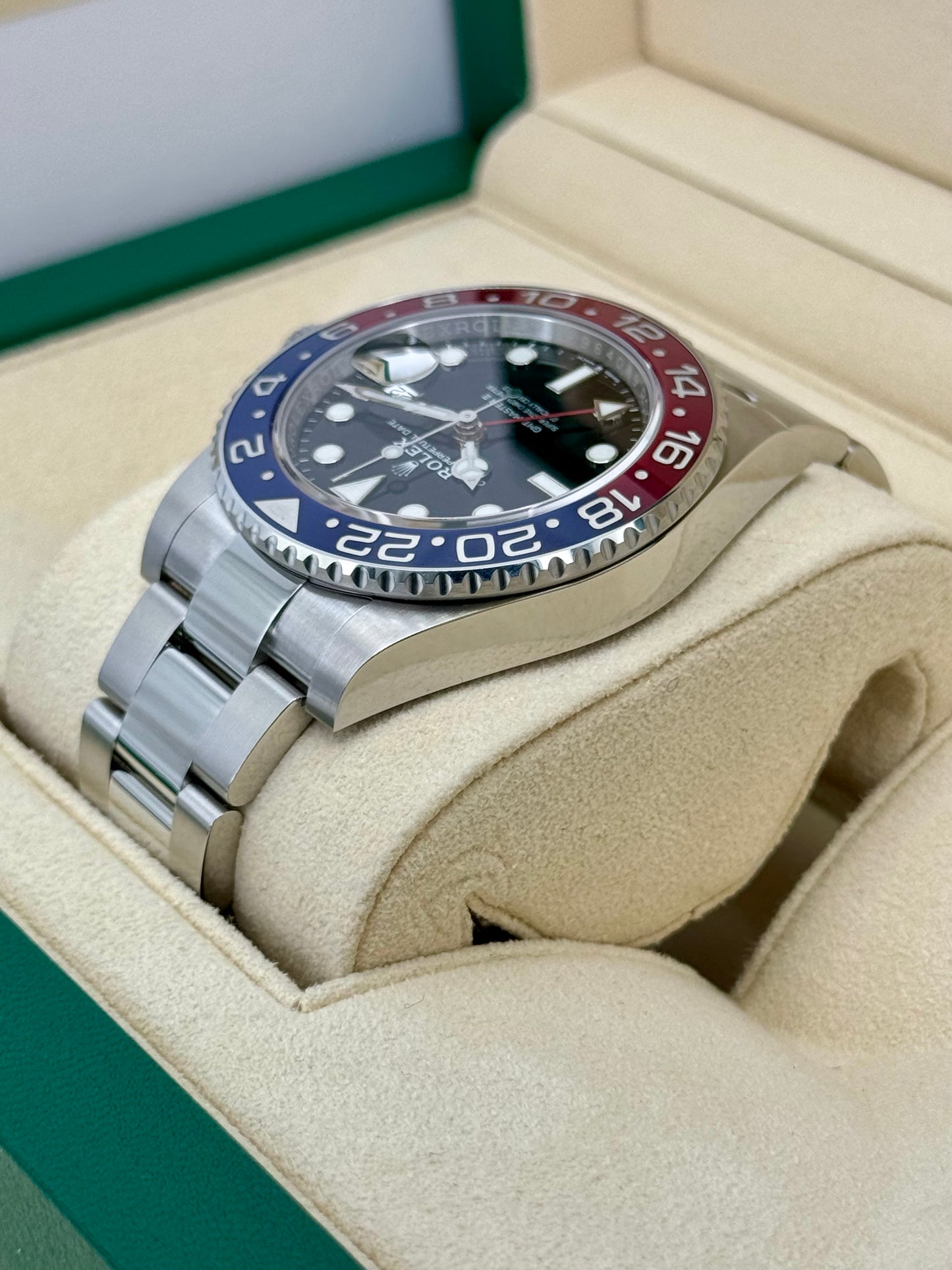 NEW 2022 GMT-Master II “Pepsi” 40mm 126710BLRO Oyster Black Dial - MyWatchLLC