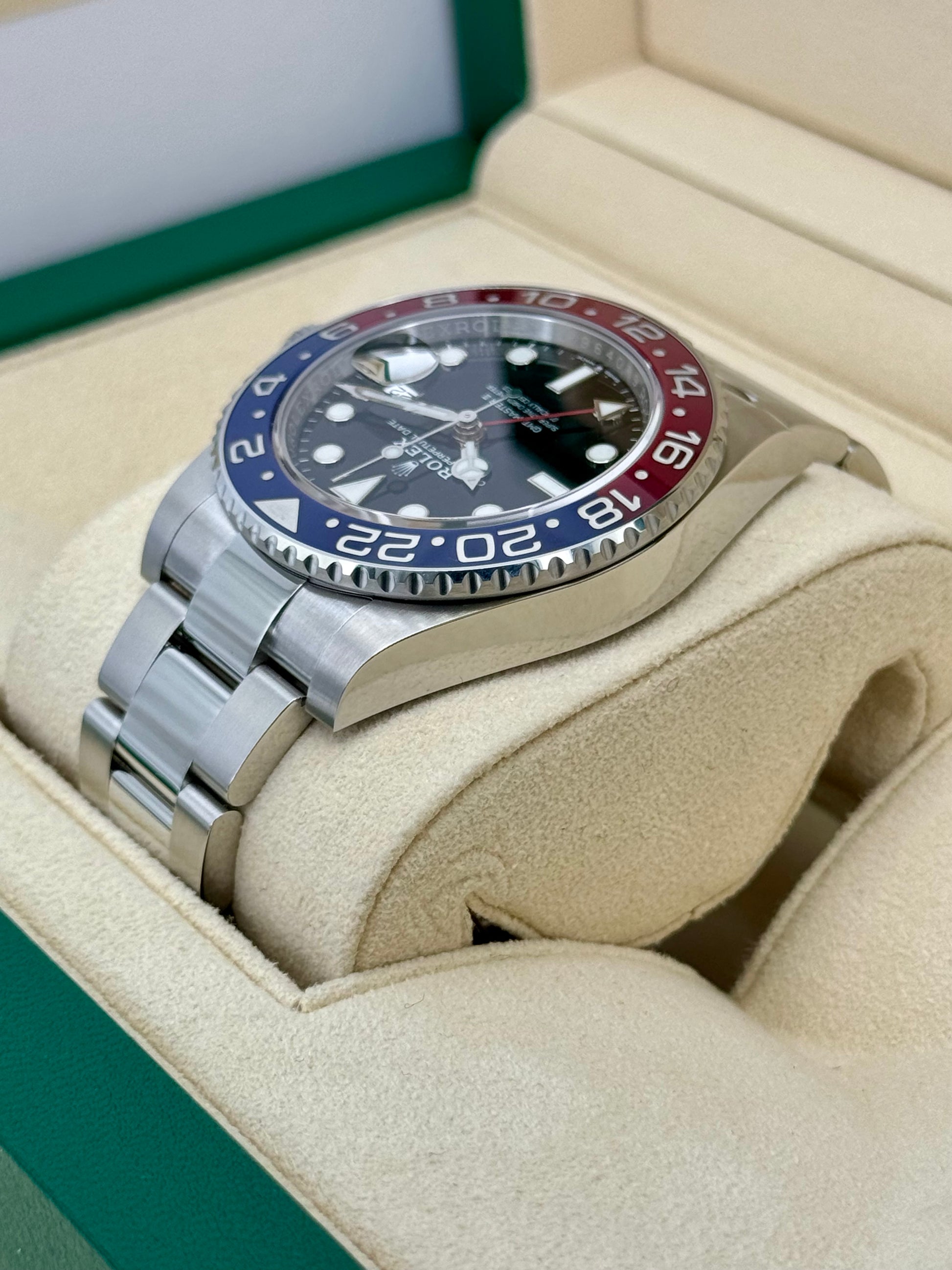 NEW 2022 GMT-Master II “Pepsi” 40mm 126710BLRO Oyster Black Dial - MyWatchLLC