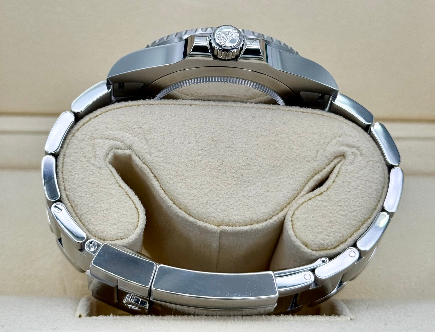 NEW 2022 GMT-Master II “Pepsi” 40mm 126710BLRO Oyster Black Dial - MyWatchLLC