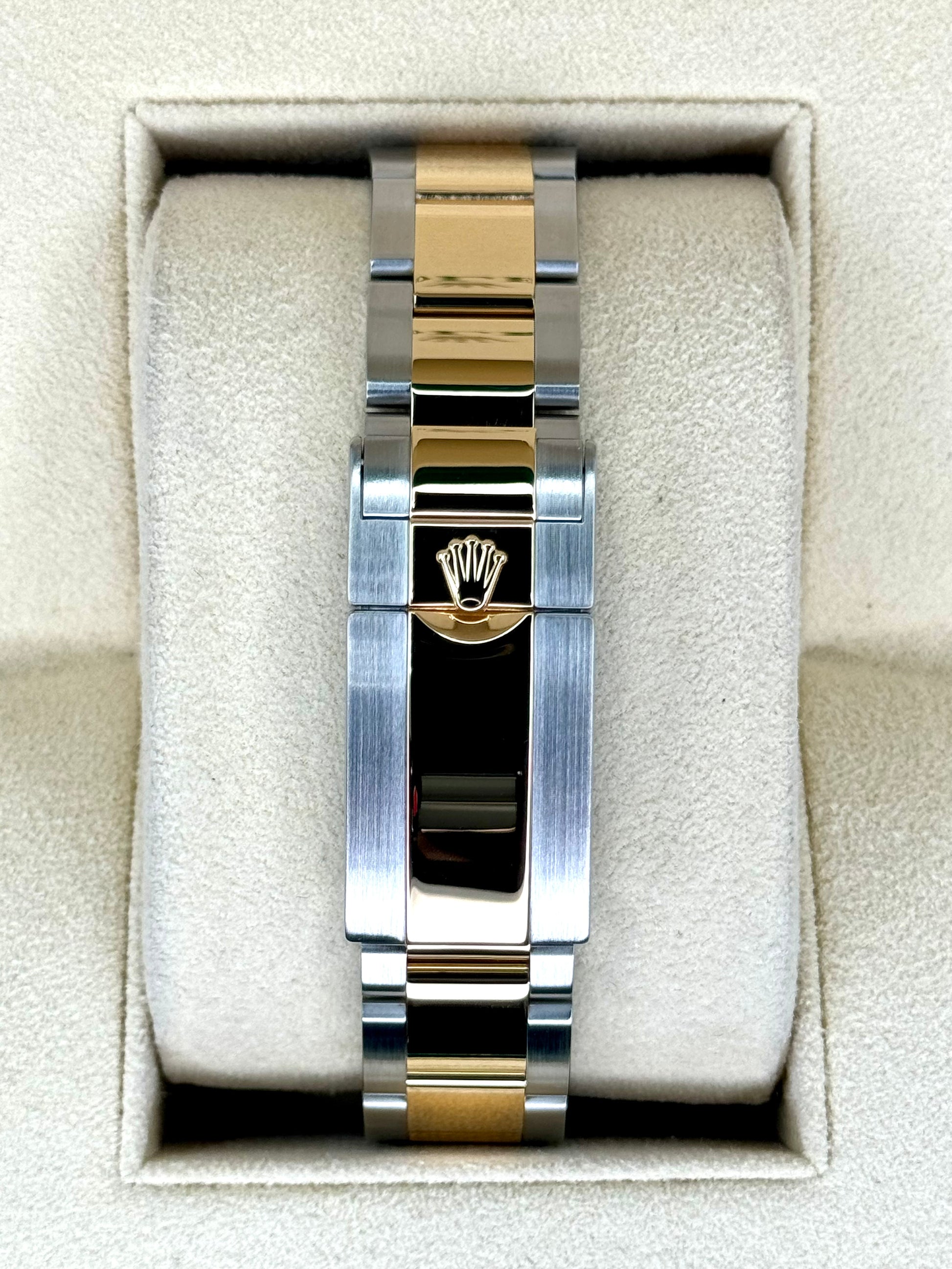 2019 Rolex Daytona 40mm 116523 116523 Panda Arabic Racing Dial - MyWatchLLC