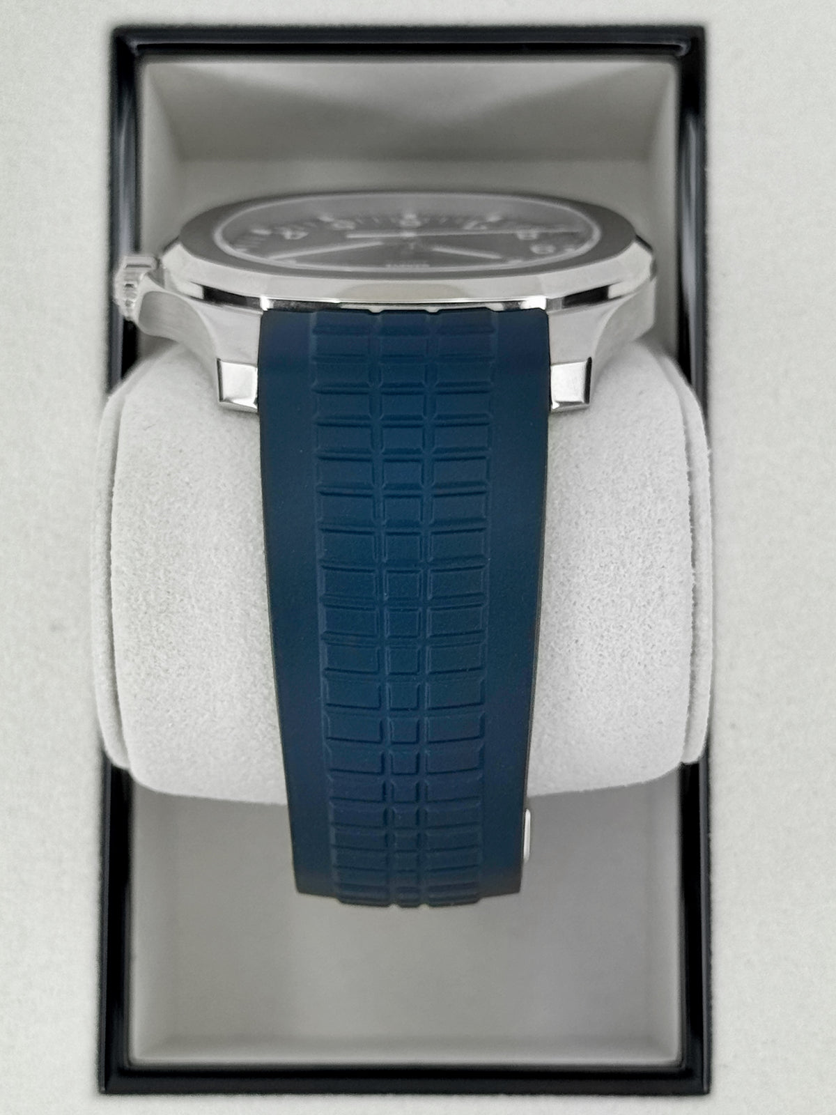 2026 Patek Philippe Aquanaut 42mm 5168G-001 White Gold Blue Dial (STICKERED) - MyWatchLLC