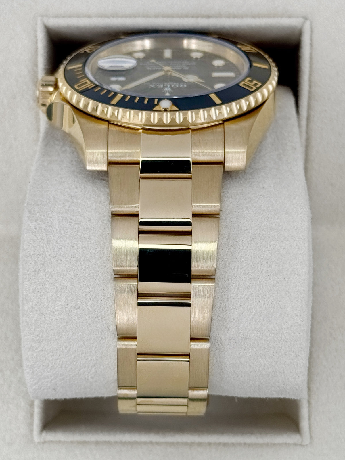2017 Rolex Submariner 40mm 116618LN Yellow Gold Black Dial - MyWatchLLC