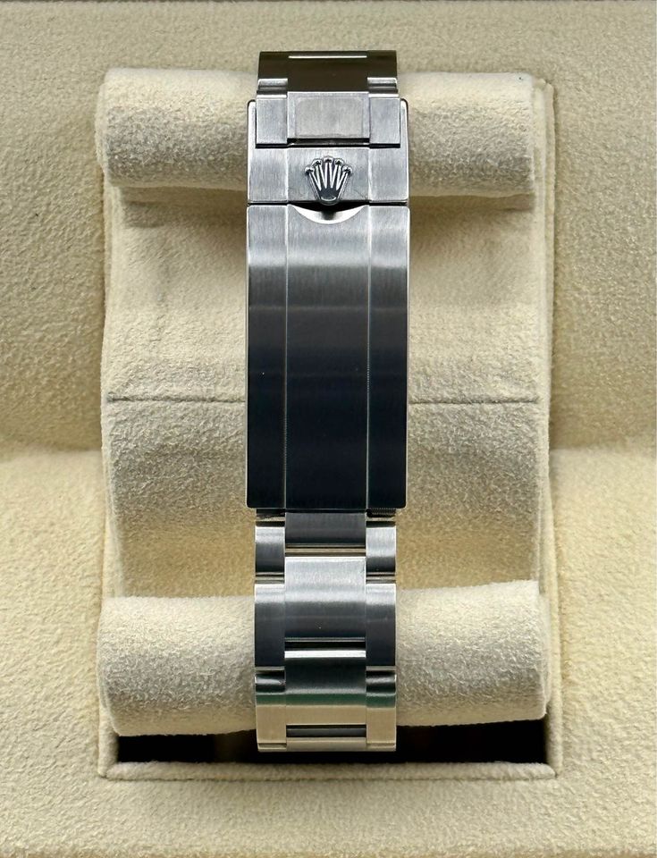 2014 Rolex Submariner "Hulk" 116610LV Stainless Steel Oyster - MyWatchLLC