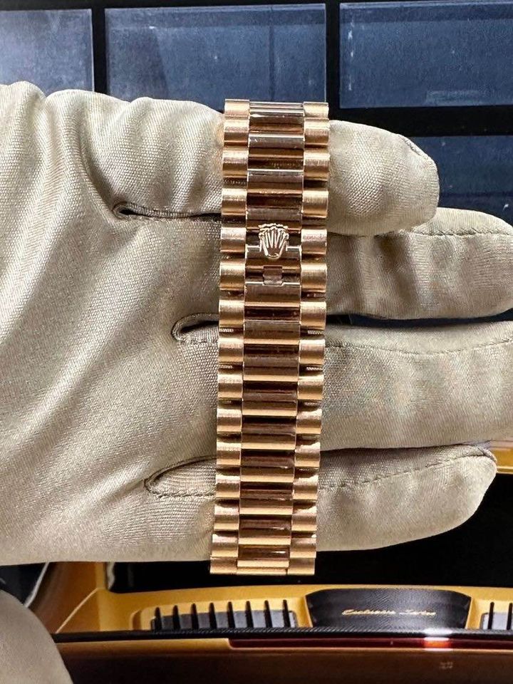 Rolex Day-Date 40mm 228235 Rose Gold Chocolate Dial - MyWatchLLC