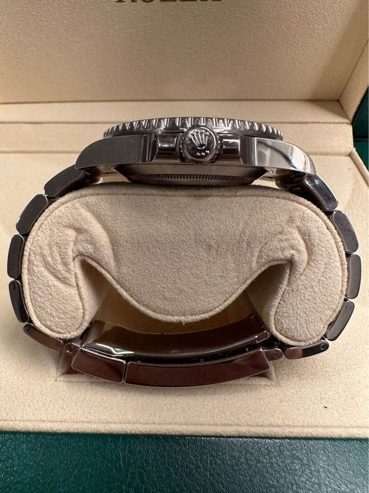 2014 Rolex Submariner "HULK" 116610LV Stainless Steel Green Dial - MyWatchLLC