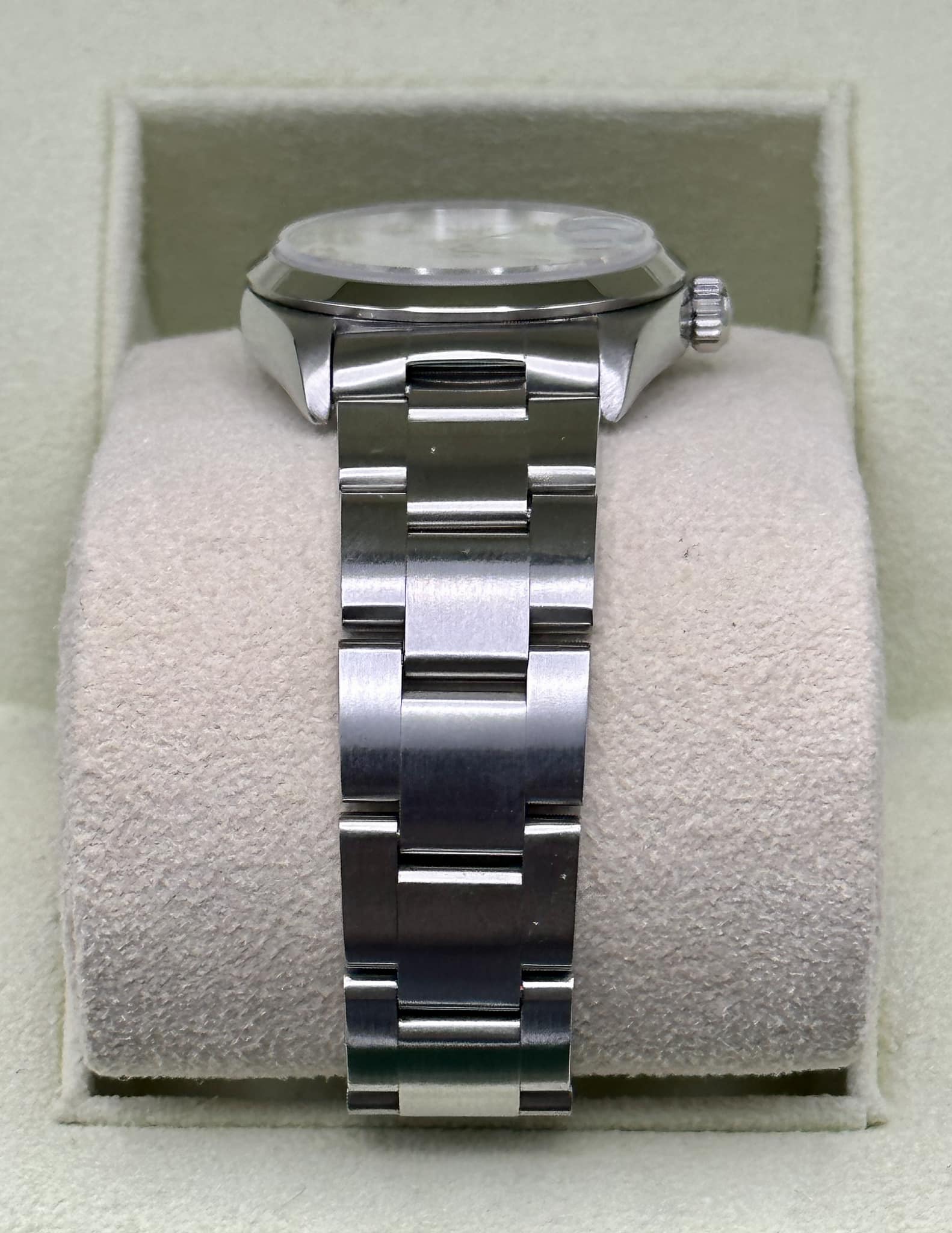 1998 Rolex Ladies Datejust 31mm 68240 Mother of Pearl Diamond Dial - MyWatchLLC