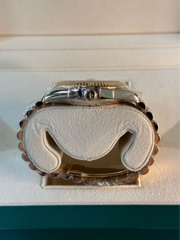 Rolex Day-Date 40mm 228238 18ct Yellow Gold Champagne Roman Numeral Dial with Box no Card - MyWatchLLC