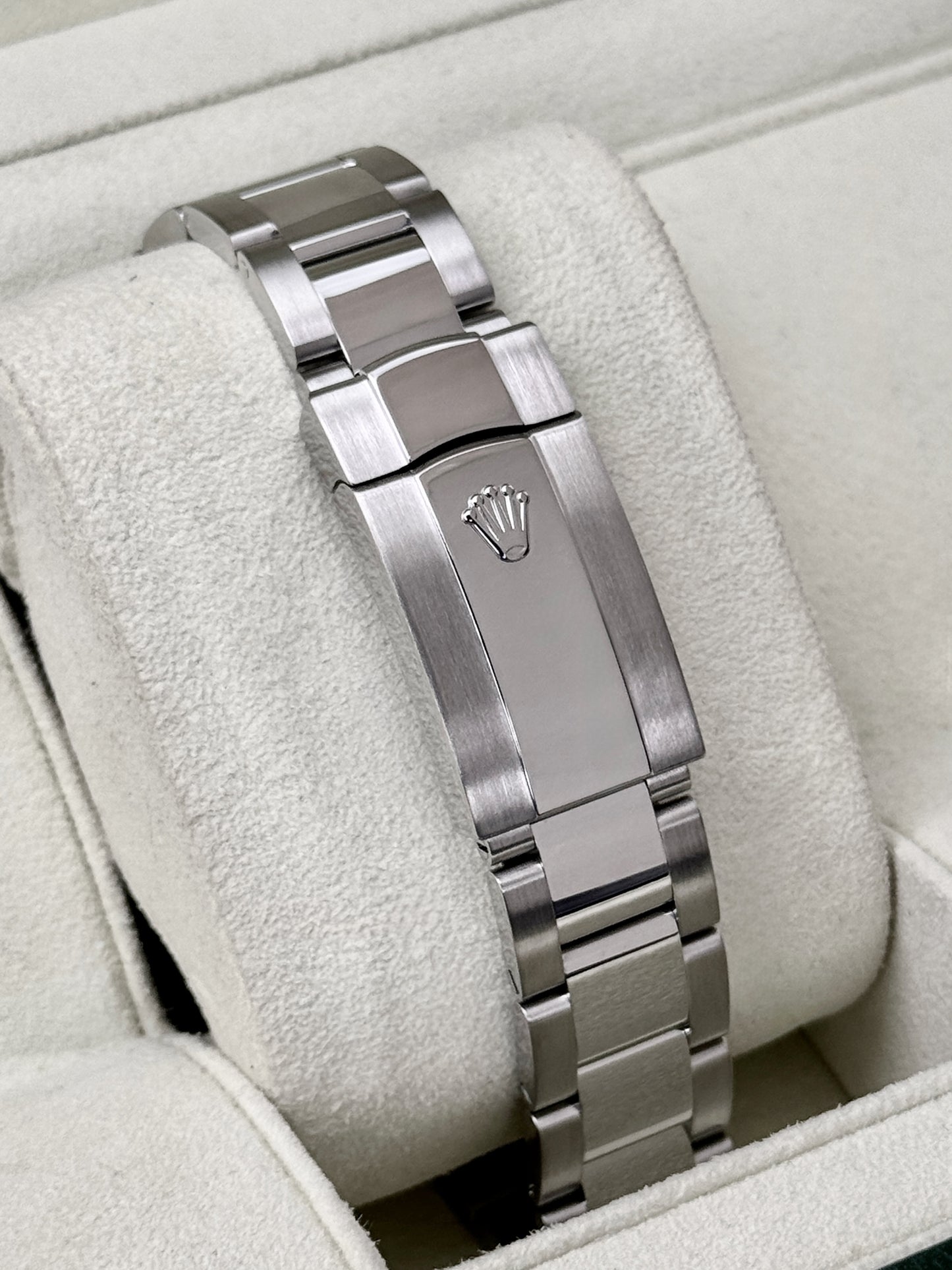 2015 Rolex Datejust 41mm 116300 Stainless Steel Oyster White Dial