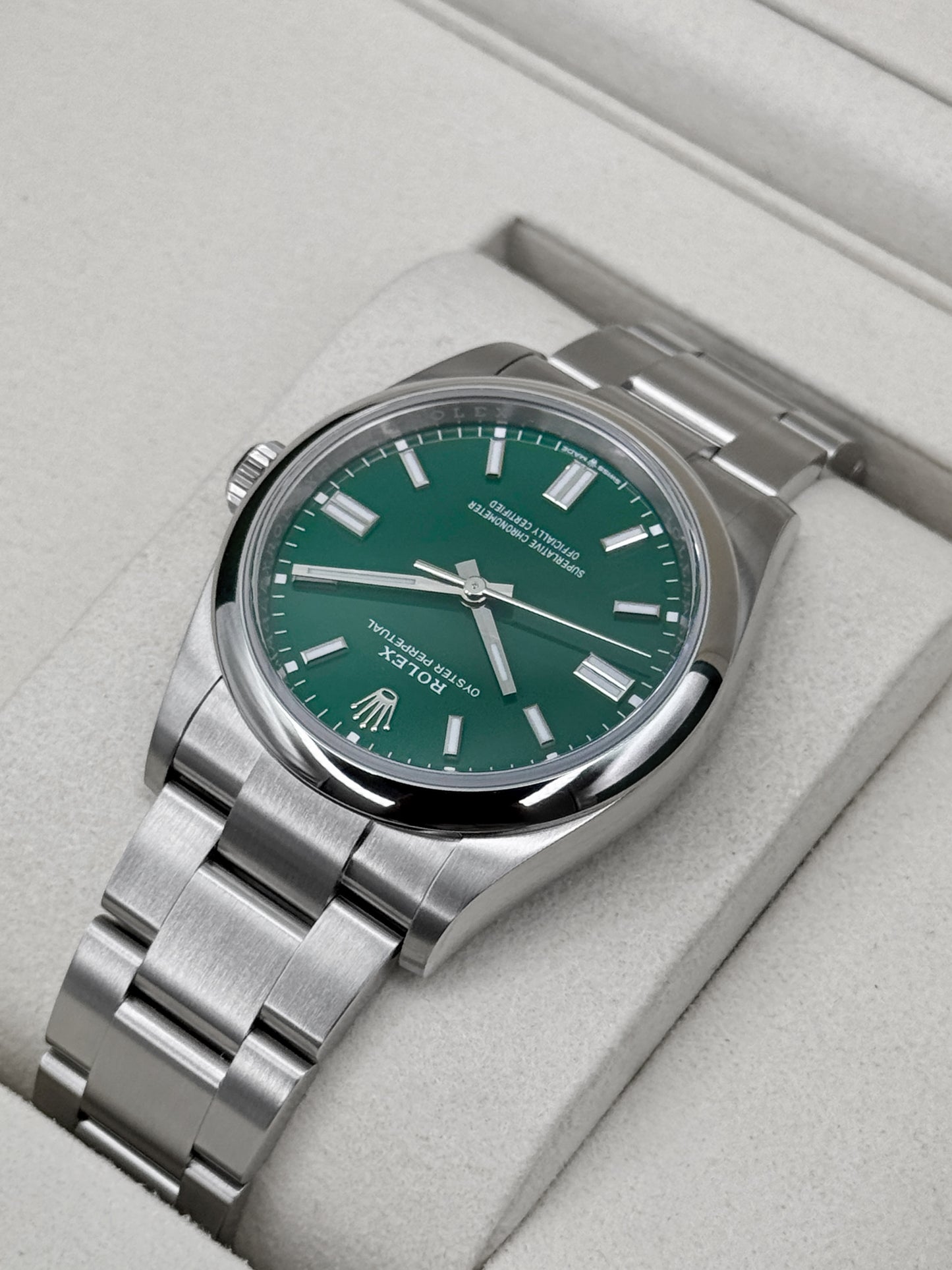 NEW 2026 Rolex Oyster Perpetual 36mm 126000 Green Dial