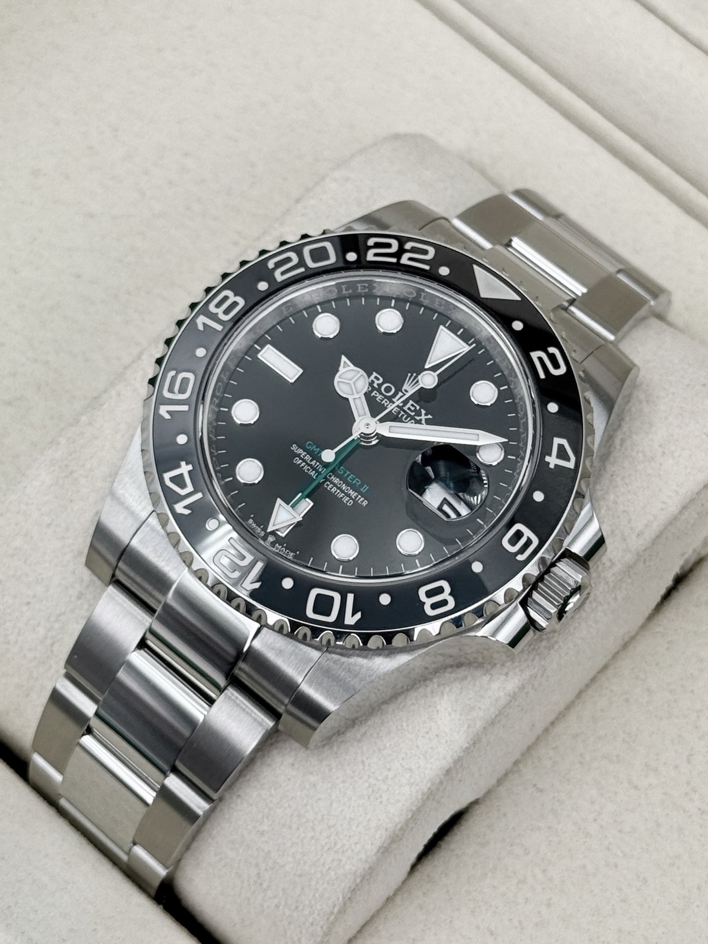 NEW 2026 Rolex GMT-Master II Bruce Wayne 40mm 126710GRNR Oyster (NEW STYLE CARD)