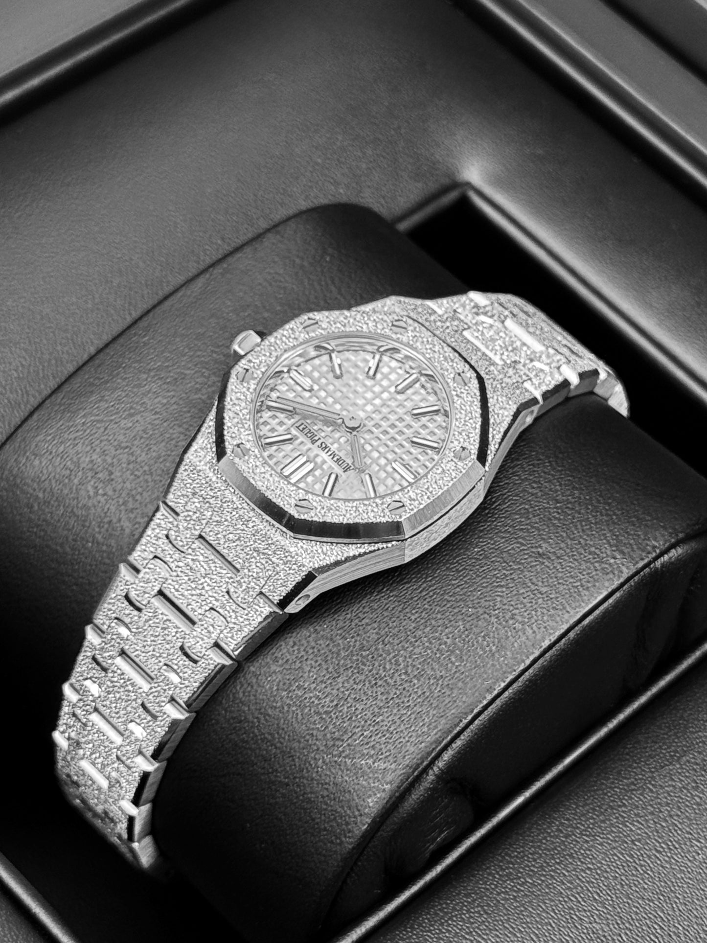 NEW 2026 Audemars Piguet Royal Oak Mini Frosted 23mm 67630BC White Gold Silver Dial