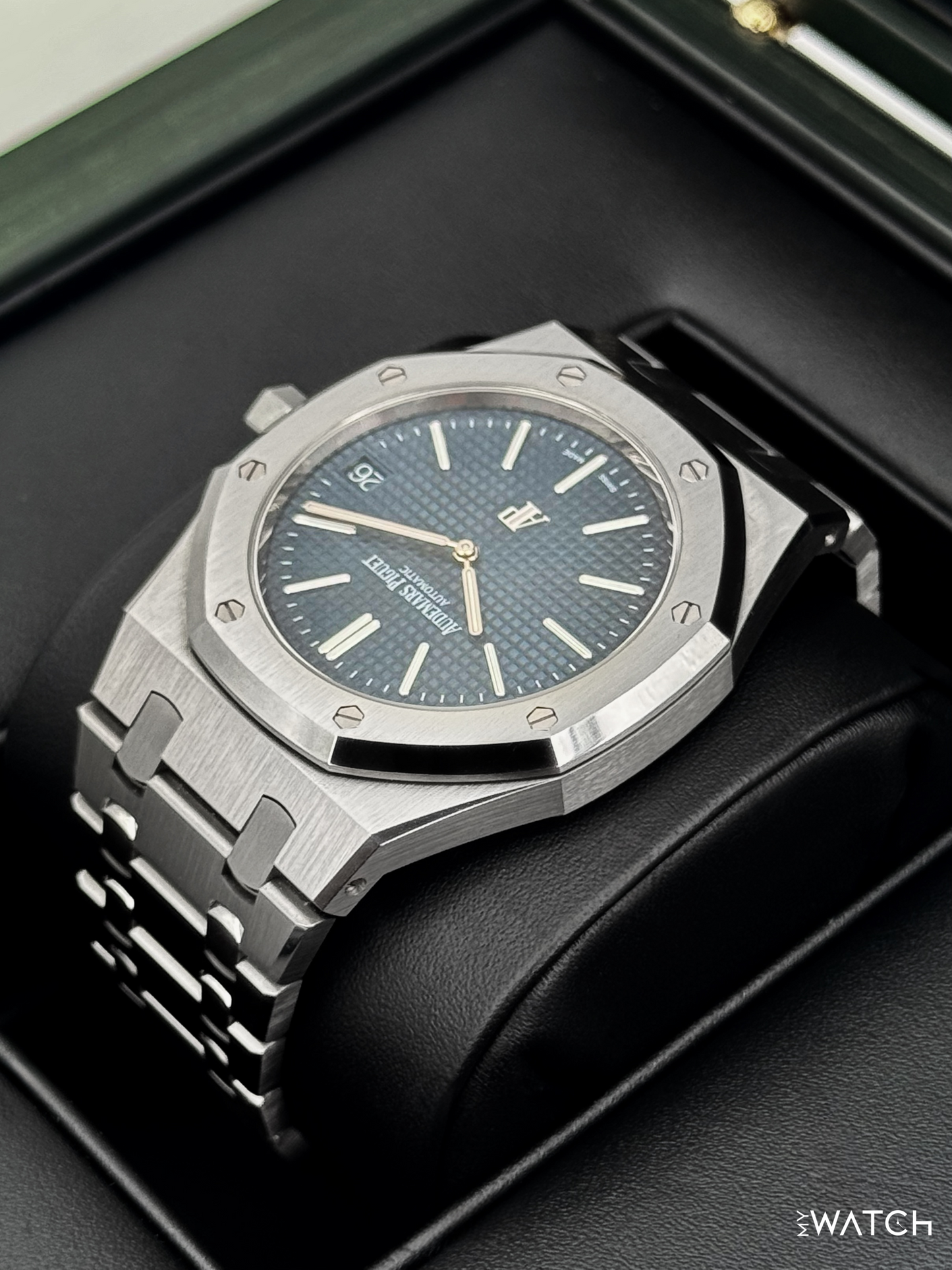 NEW 2024 Audemars Piguet Royal Oak "Jumbo" 39mm 16202ST Stainless Steel Blue Dial