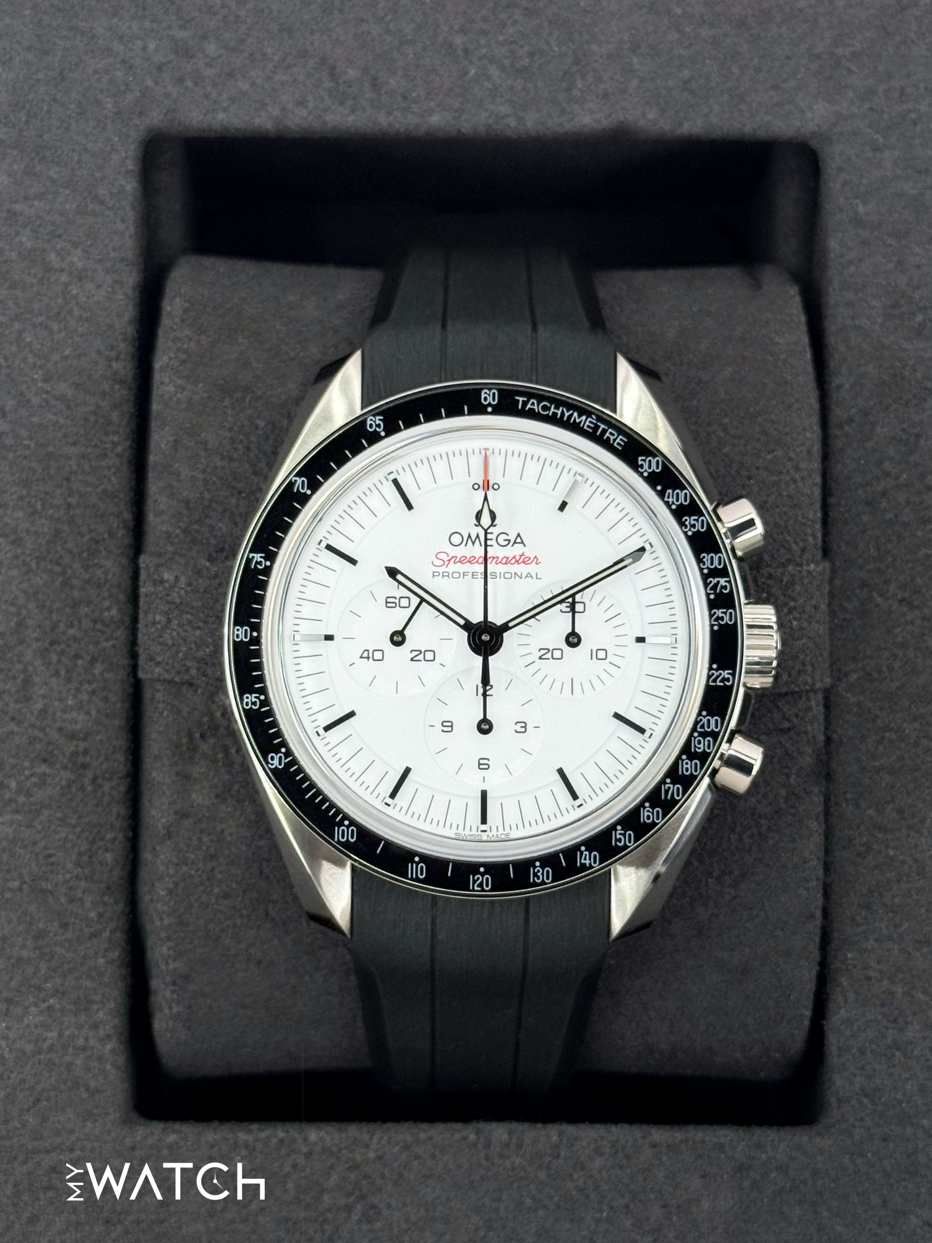 NEW 2025 Omega 42mm 310.32.42.50.04.001 Speedmaster Moonwatch Pro