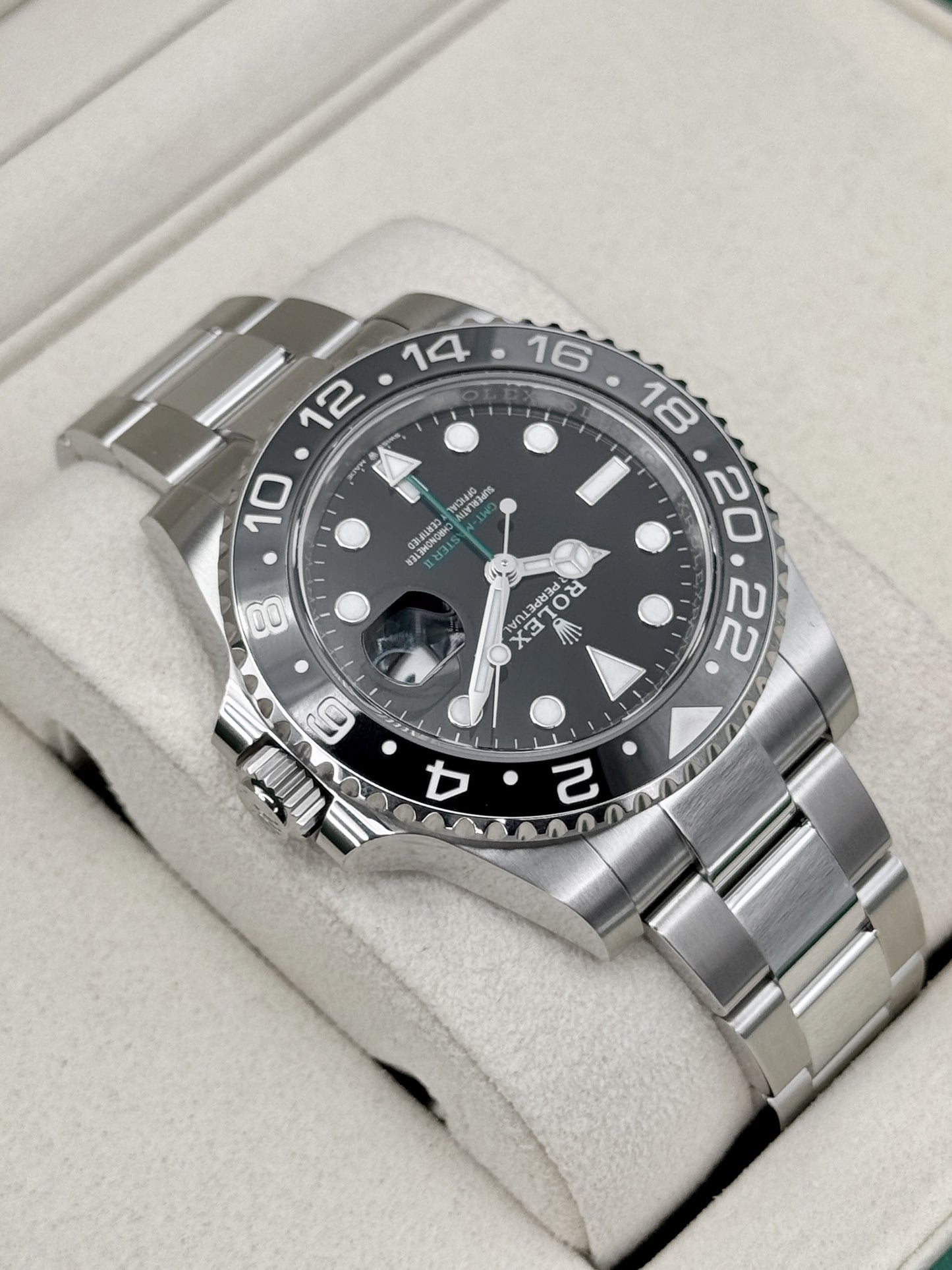 NEW 2026 Rolex GMT-Master II Bruce Wayne 40mm 126710GRNR Oyster (NEW STYLE CARD)