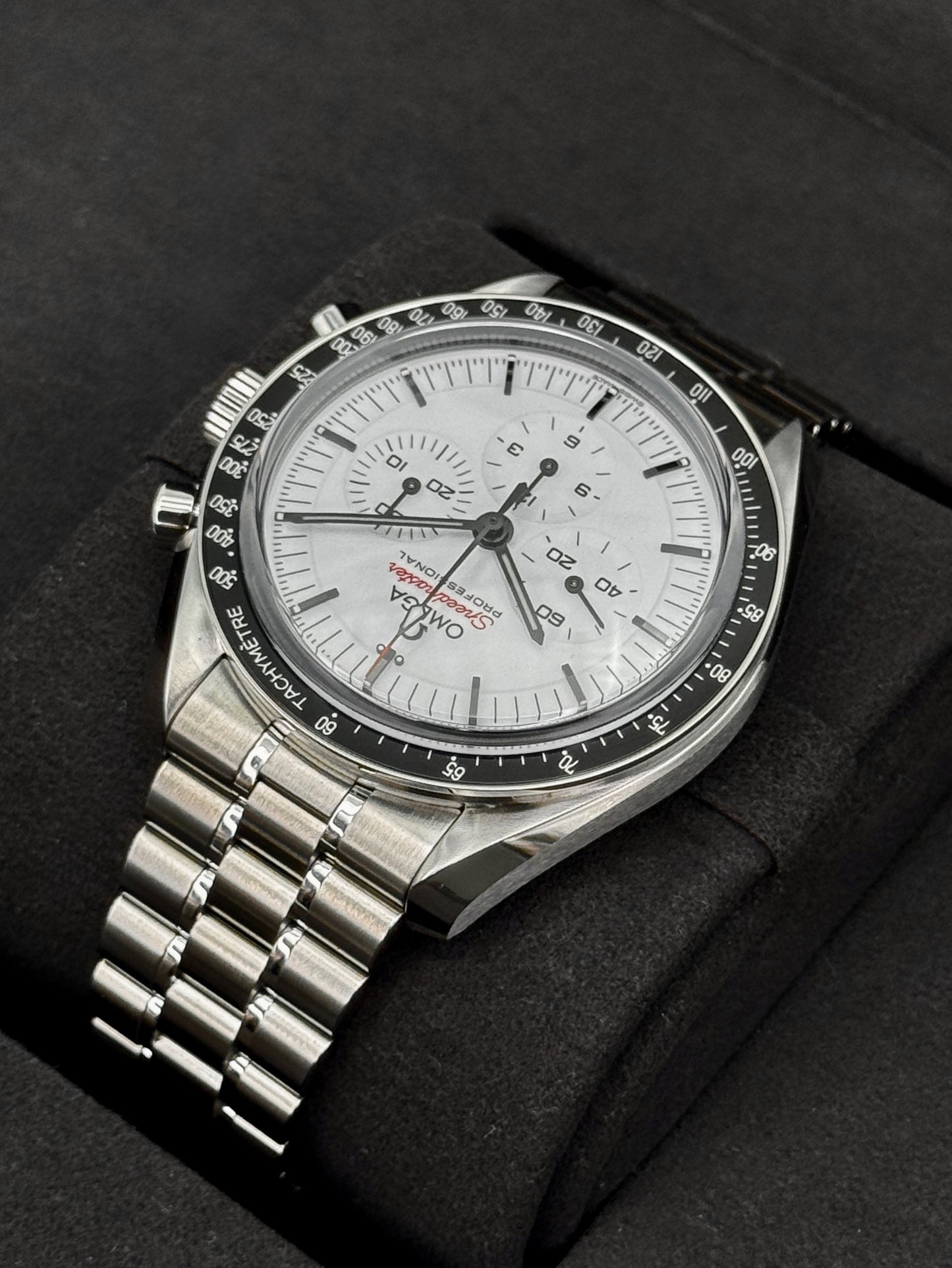 NEW 2026 Omega Speedmaster Moonwatch Pro 42mm 310.30.42.50.04.001 White Dial