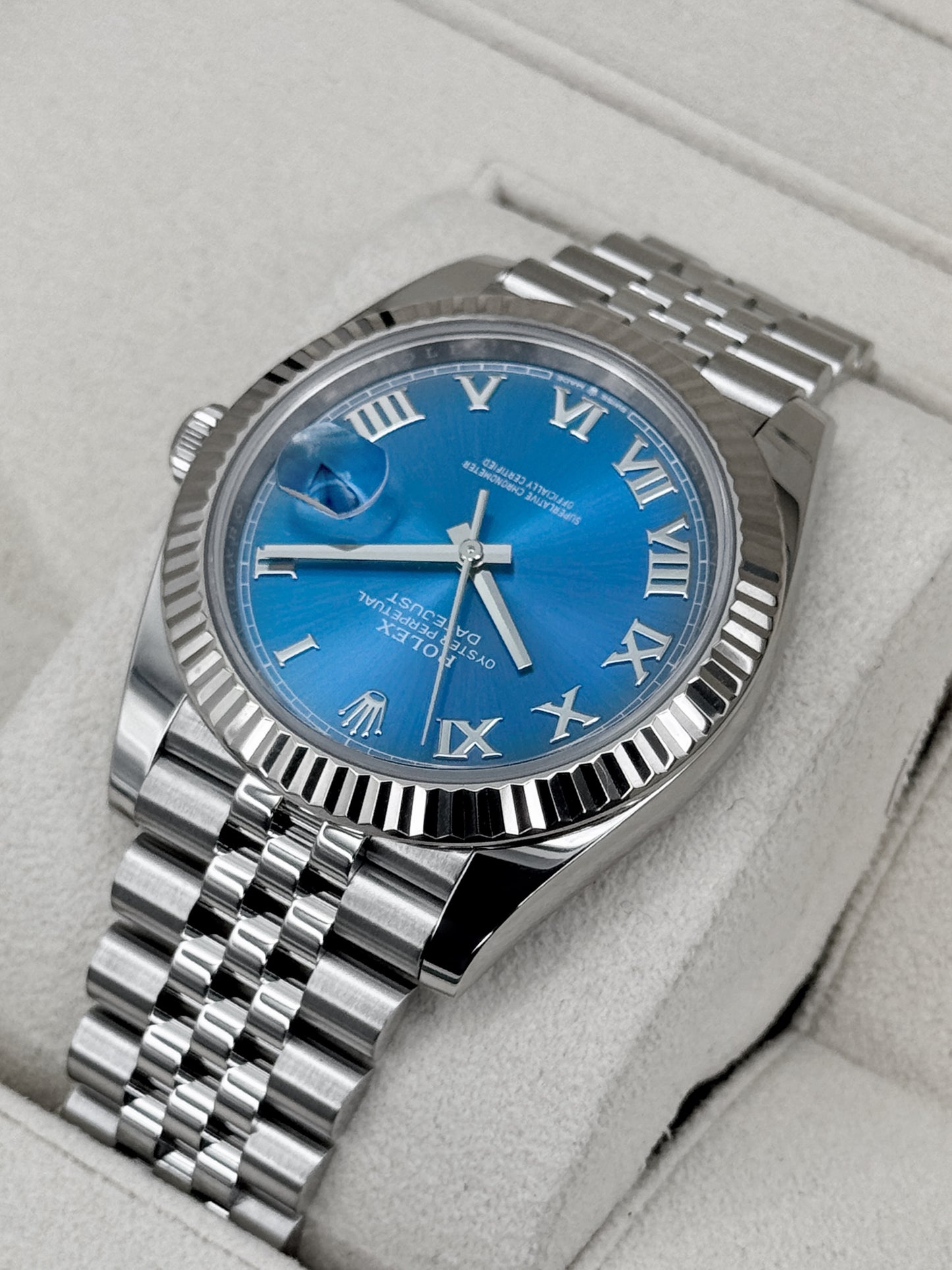 2025 Rolex Datejust 41mm 126334 Stainless Steel Jubilee Azzurro Blue Dial