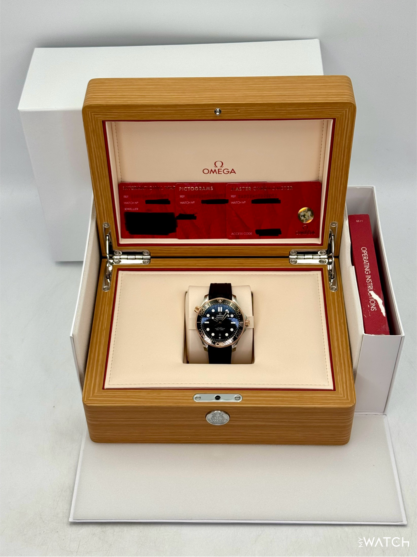 NEW 2026 Omega Seamaster Diver 300M 42mm 210.22.42.20.01.002 Black Dial