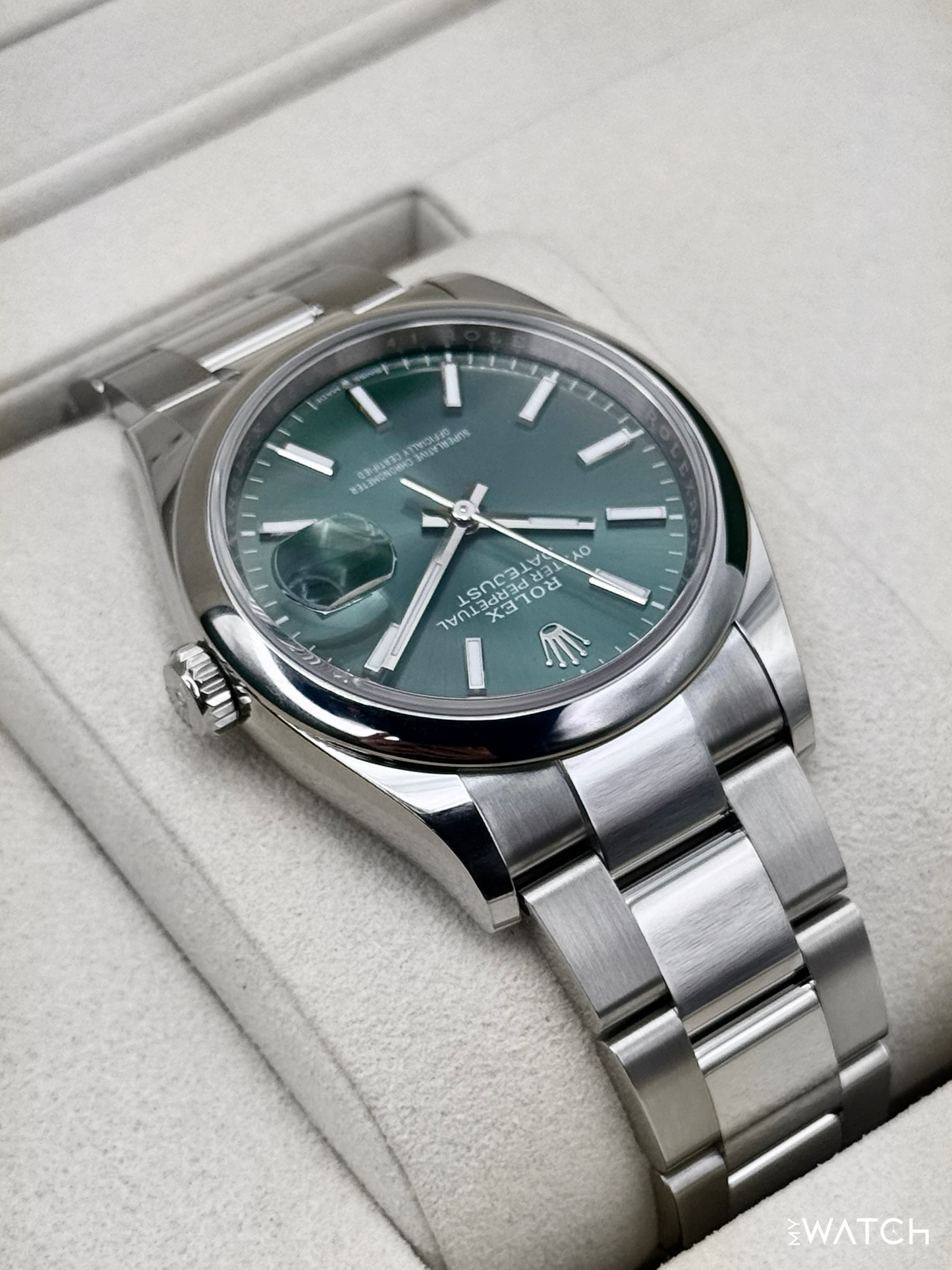 NEW 2025 Rolex Datejust 36mm 126200 Oyster Mint Green Dial