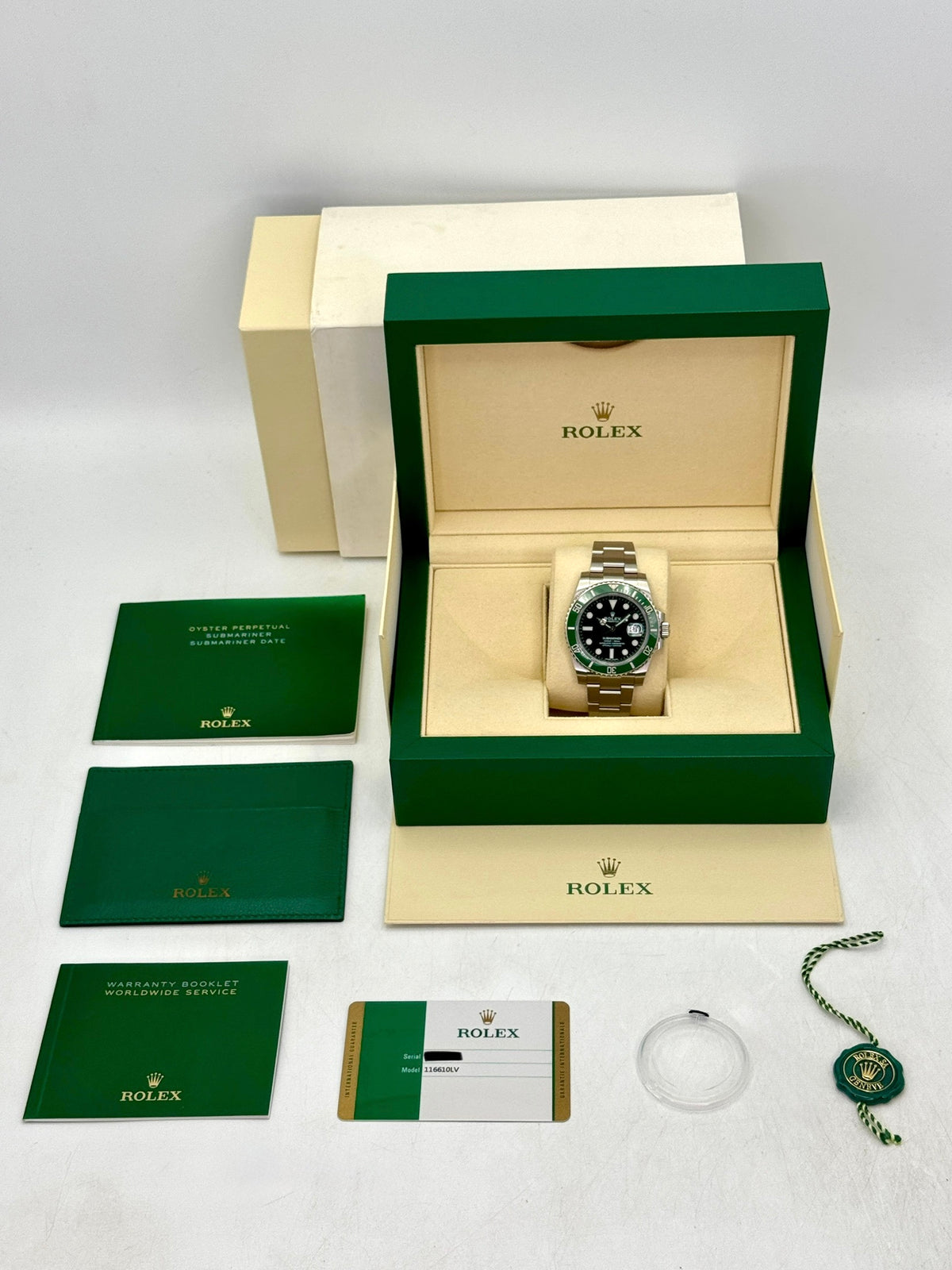2019 Rolex Submariner Hulk 40mm 116610LV Green Dial