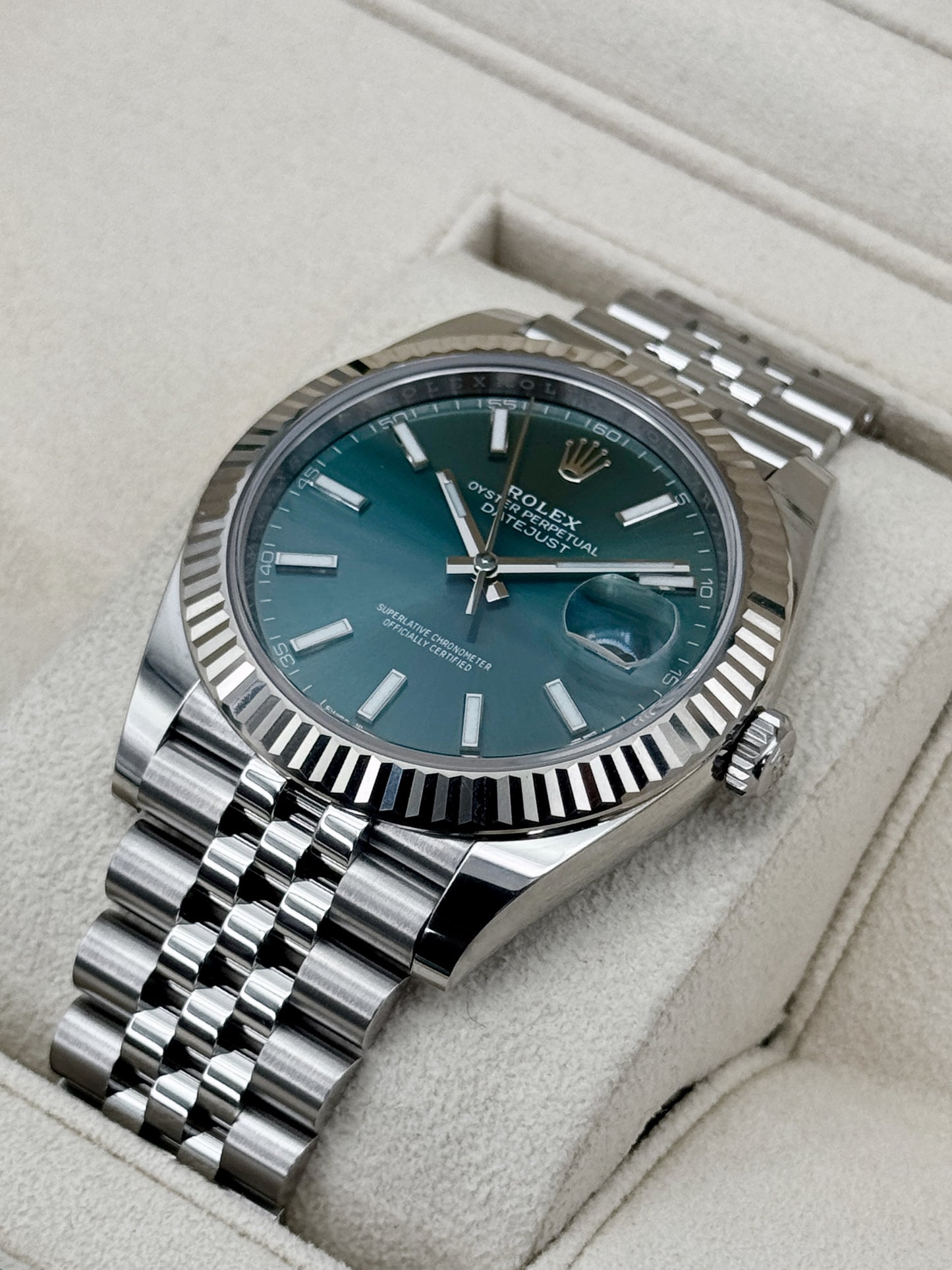 2023 Rolex Datejust 41mm 126334 Stainless Steel Jubilee Mint Green Dial
