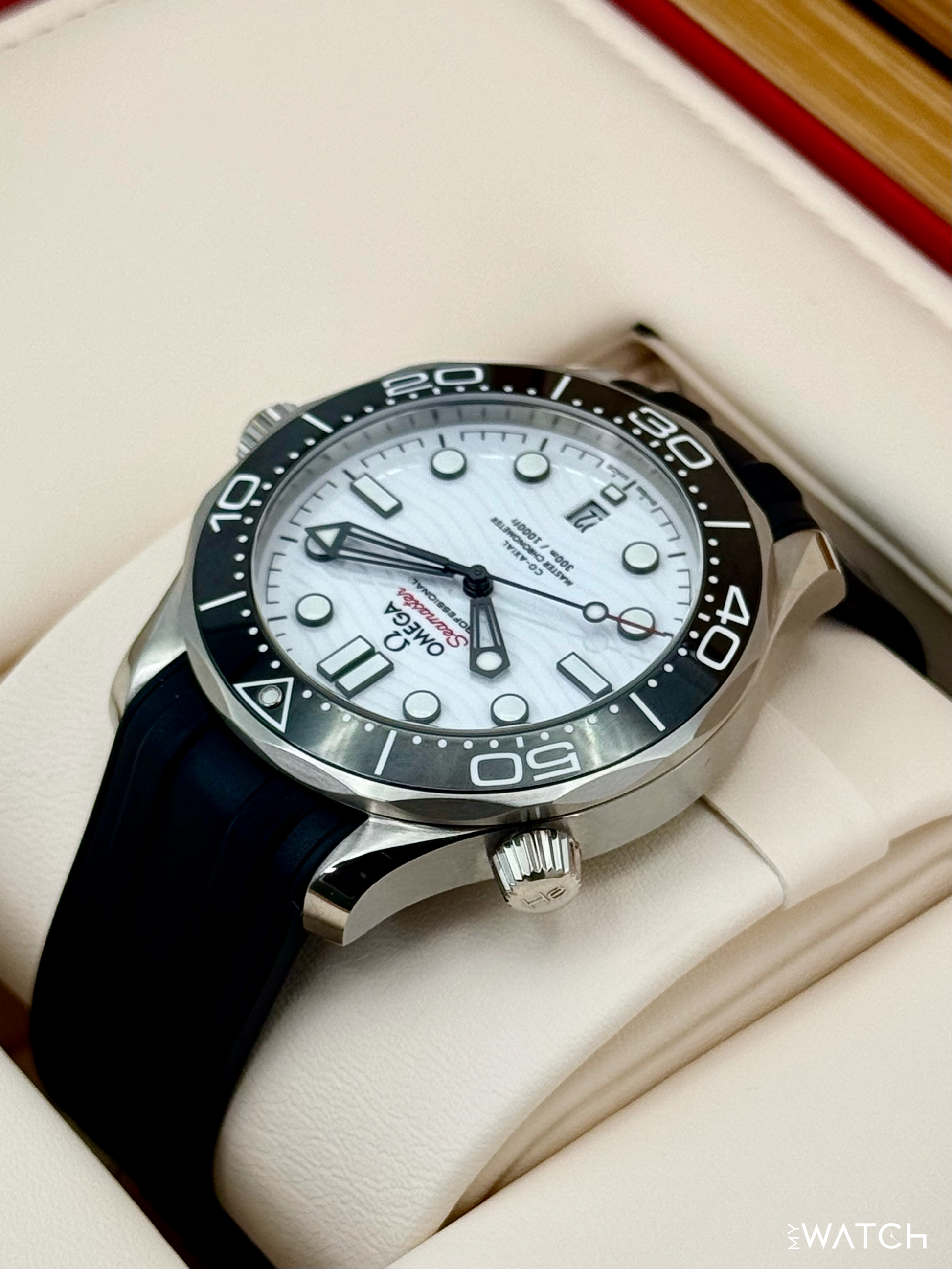 NEW 2022 Omega Seamaster Diver 300M 42mm 210.30.42.20.04.001 White Dial - MyWatchLLC