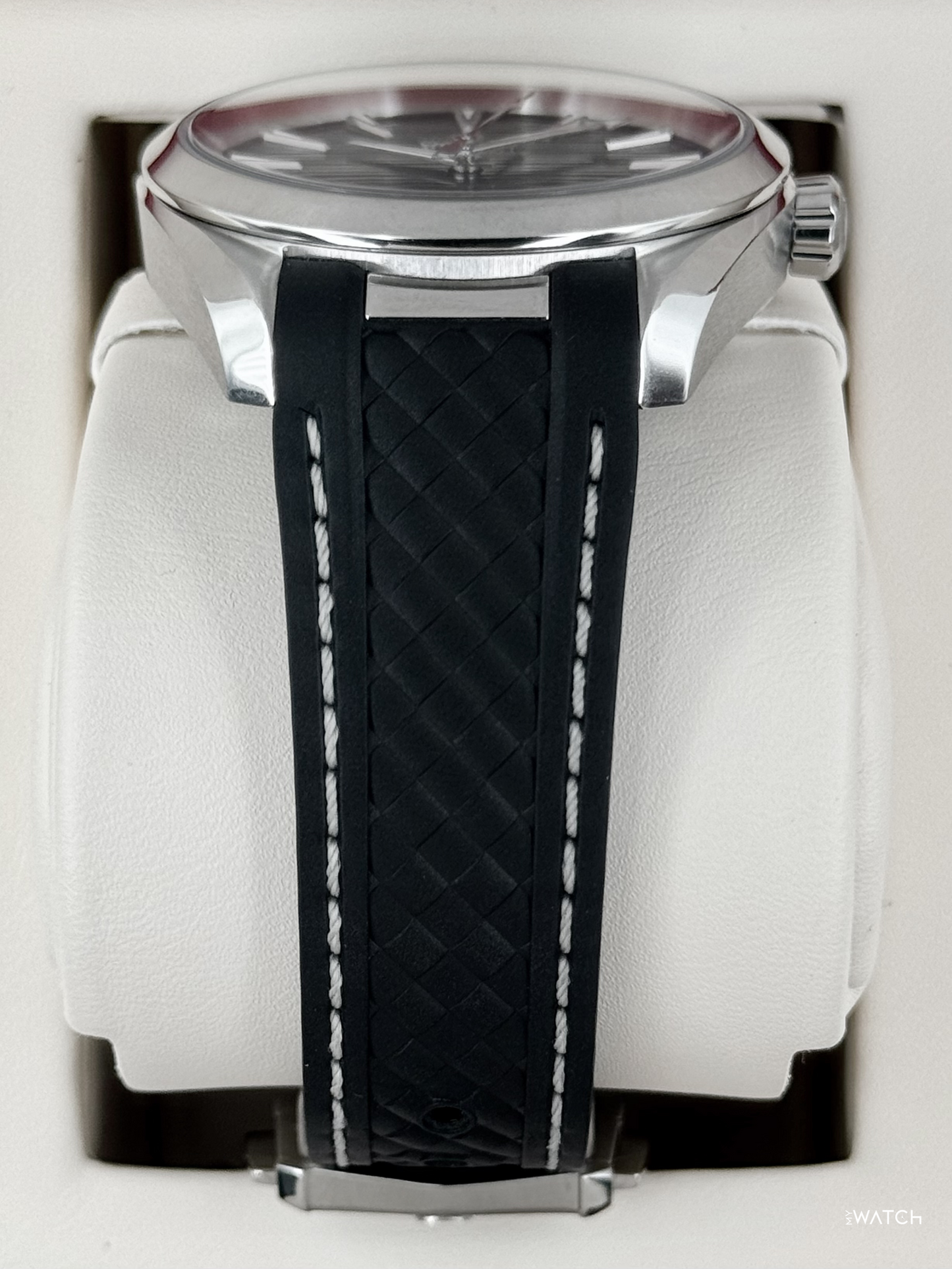 2024 Omega Seamaster Aqua Terra 38mm 220.12.38.20.01.001 Stainless Steel Black Dial