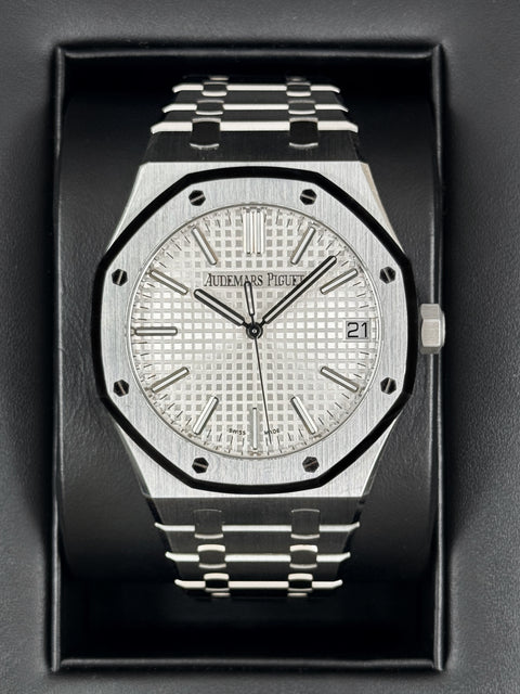 2024 Audemars Piguet Royal Oak 41mm 15510ST Stainless Steel White Dial
