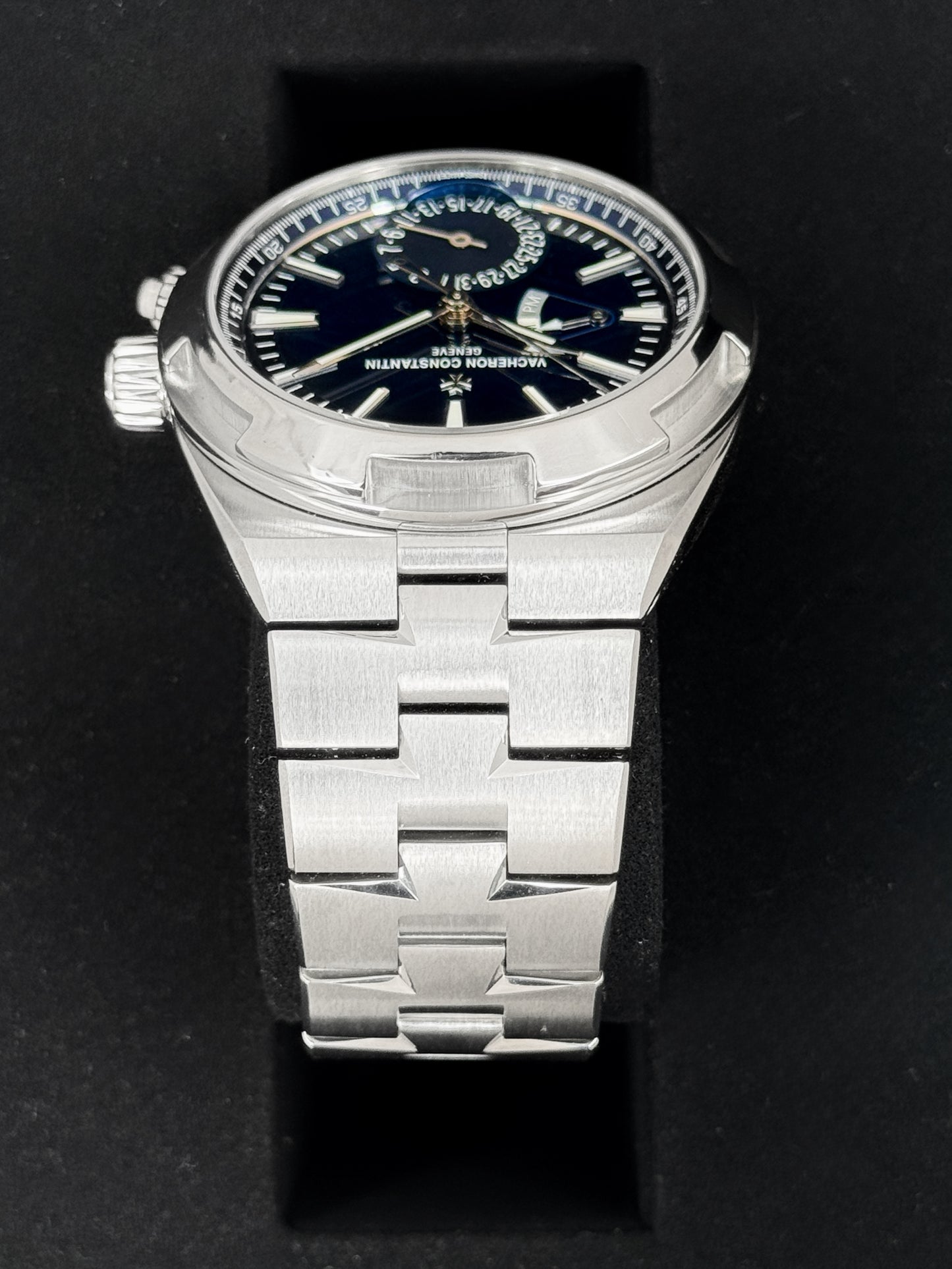 2020 Vacheron Constantin Overseas Dual Time 41mm 7900V Blue Dial