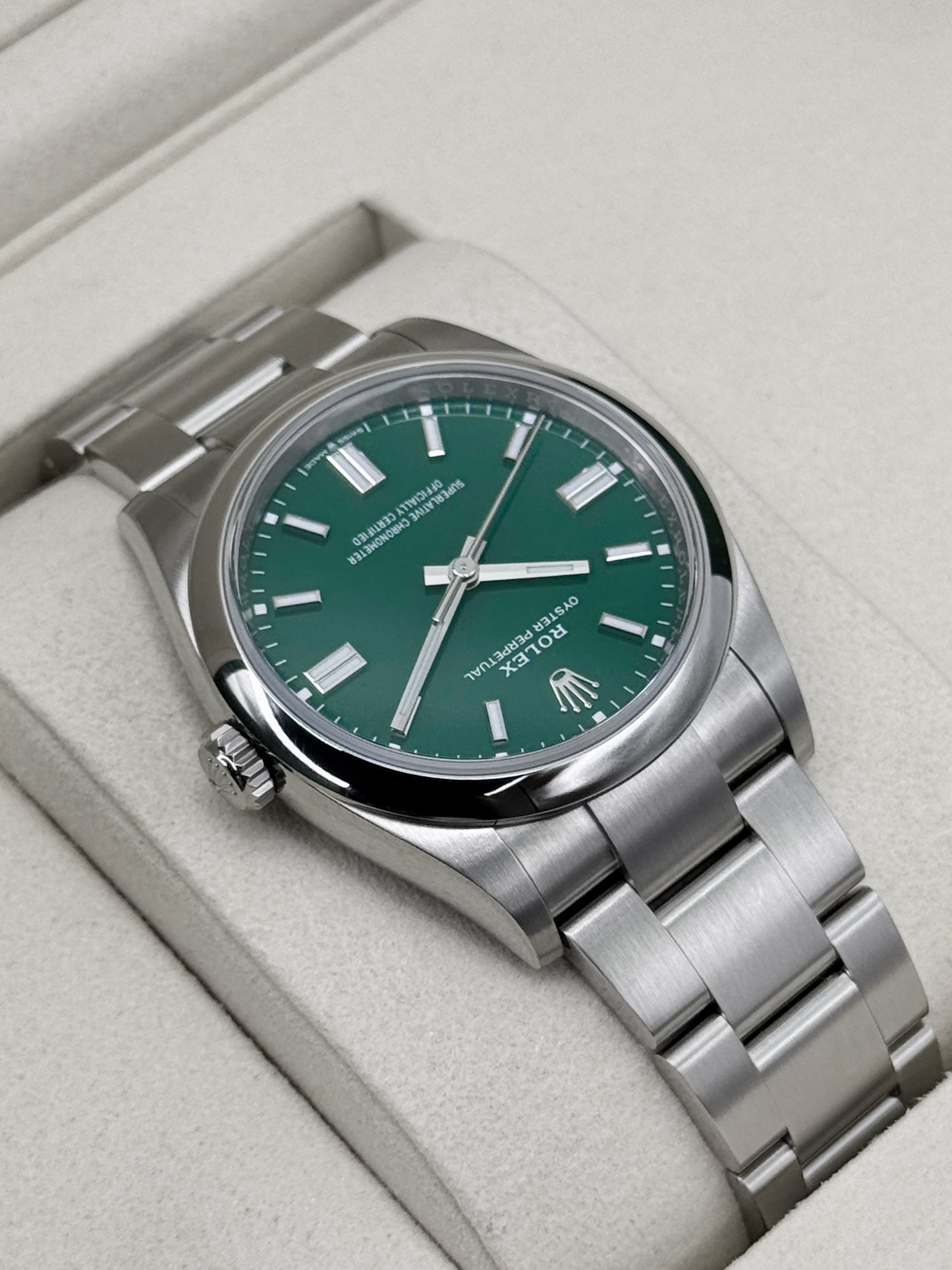 NEW 2026 Rolex Oyster Perpetual 36mm 126000 Green Dial