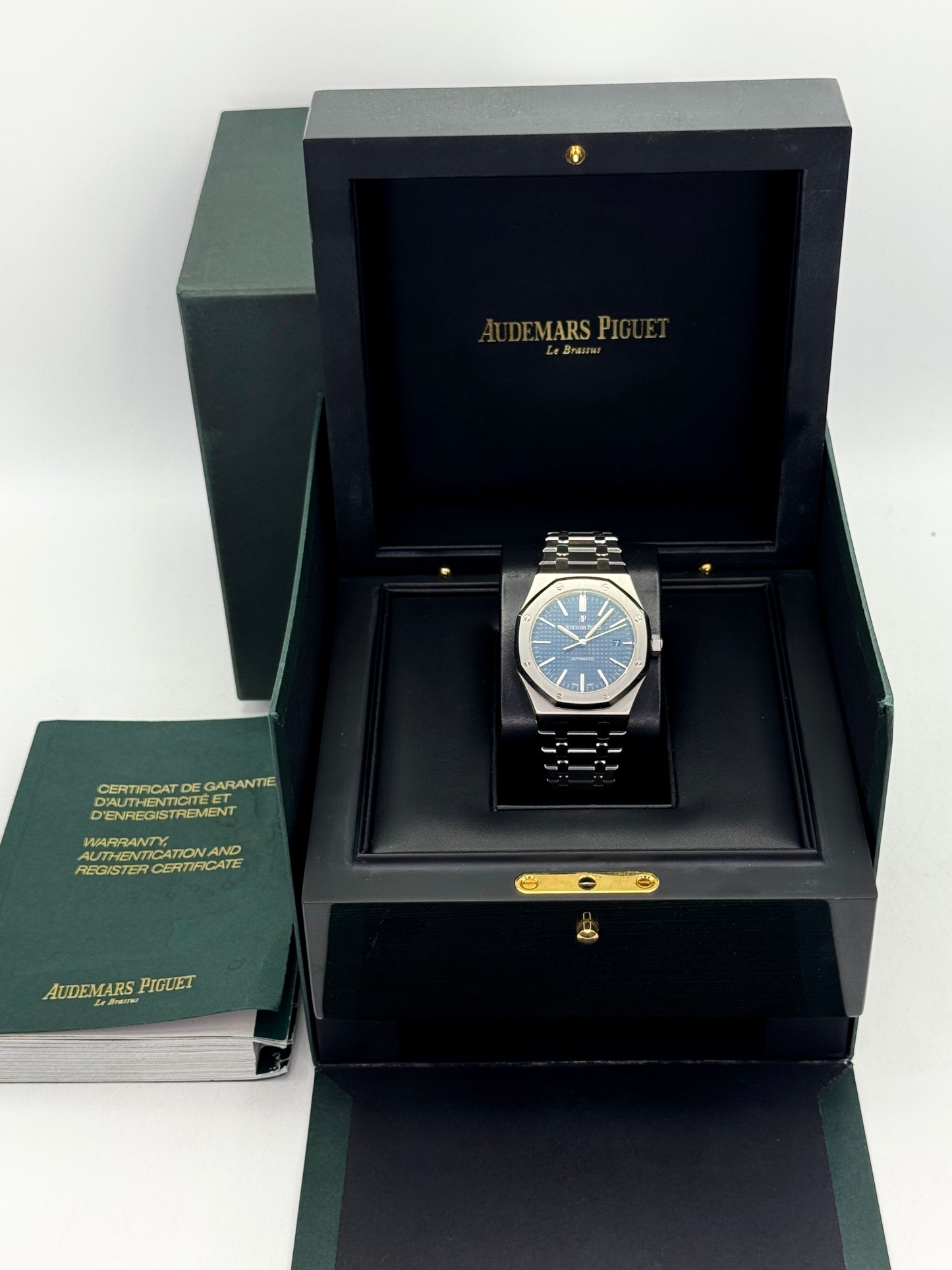 2017 Audemars Piguet Royal Oak 41mm 15400ST Blue Dial