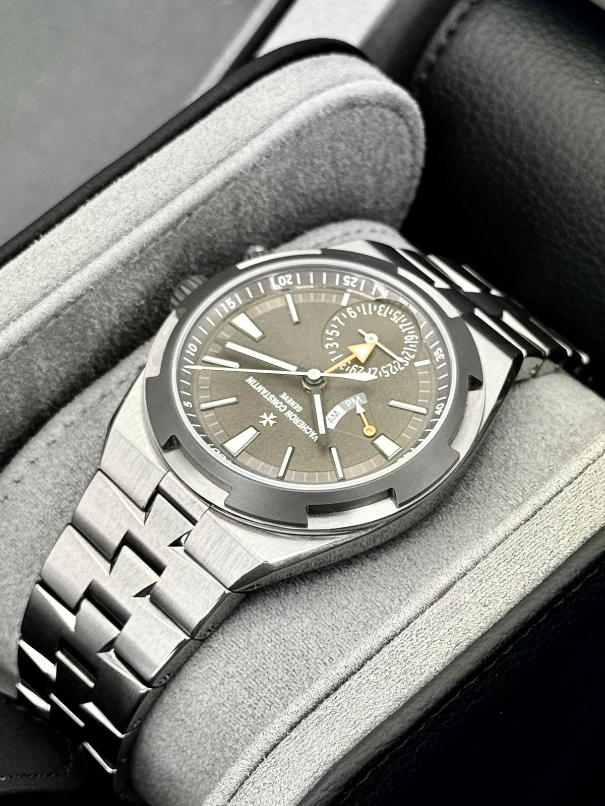 NEW 2026 Vacheron Constantin Overseas Dual Time 41mm 7930V Titanium Brown Dial - MyWatchLLC