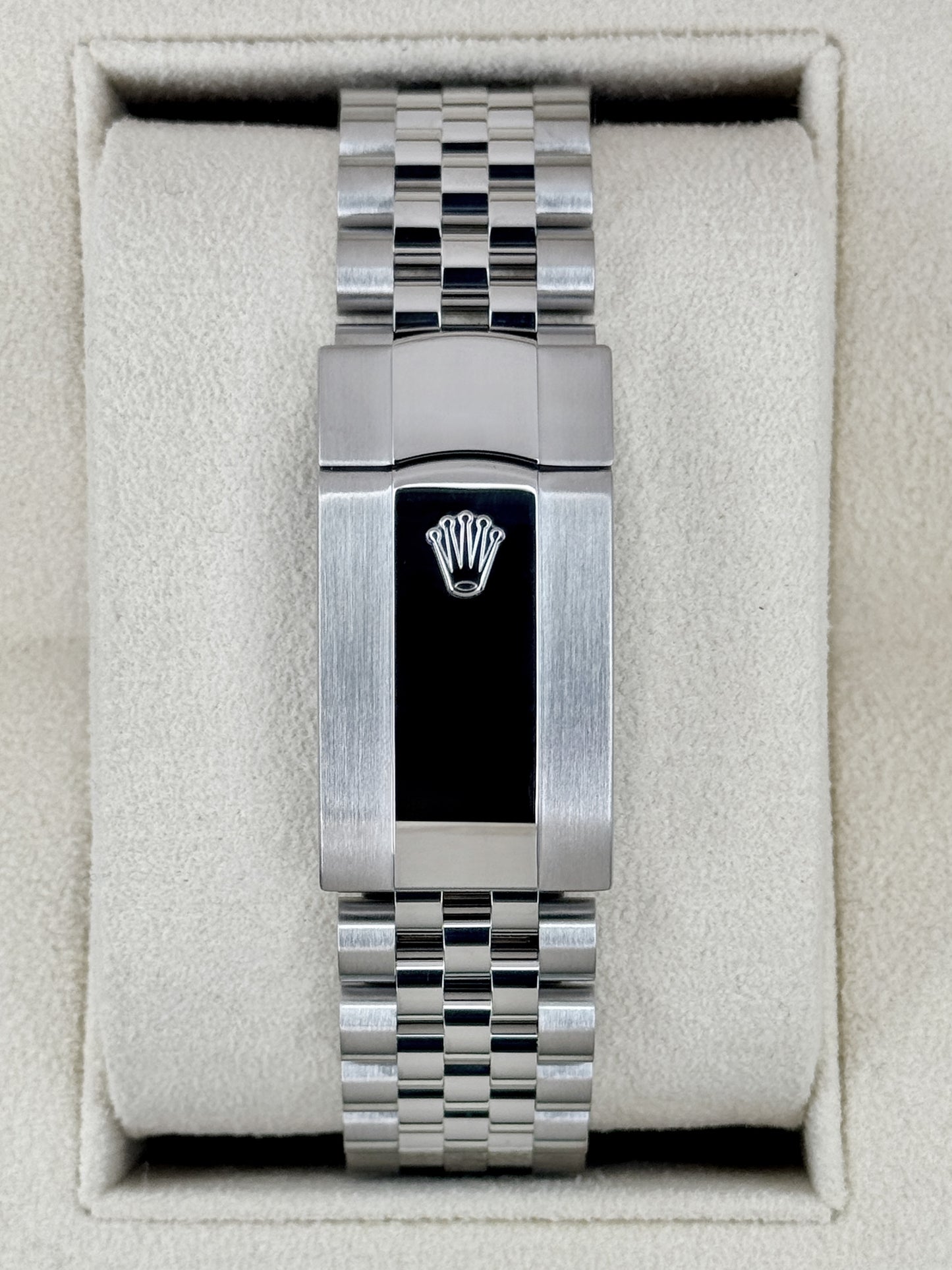 2024 Rolex Sky-Dweller 42mm 336934 Jubilee Green Dial