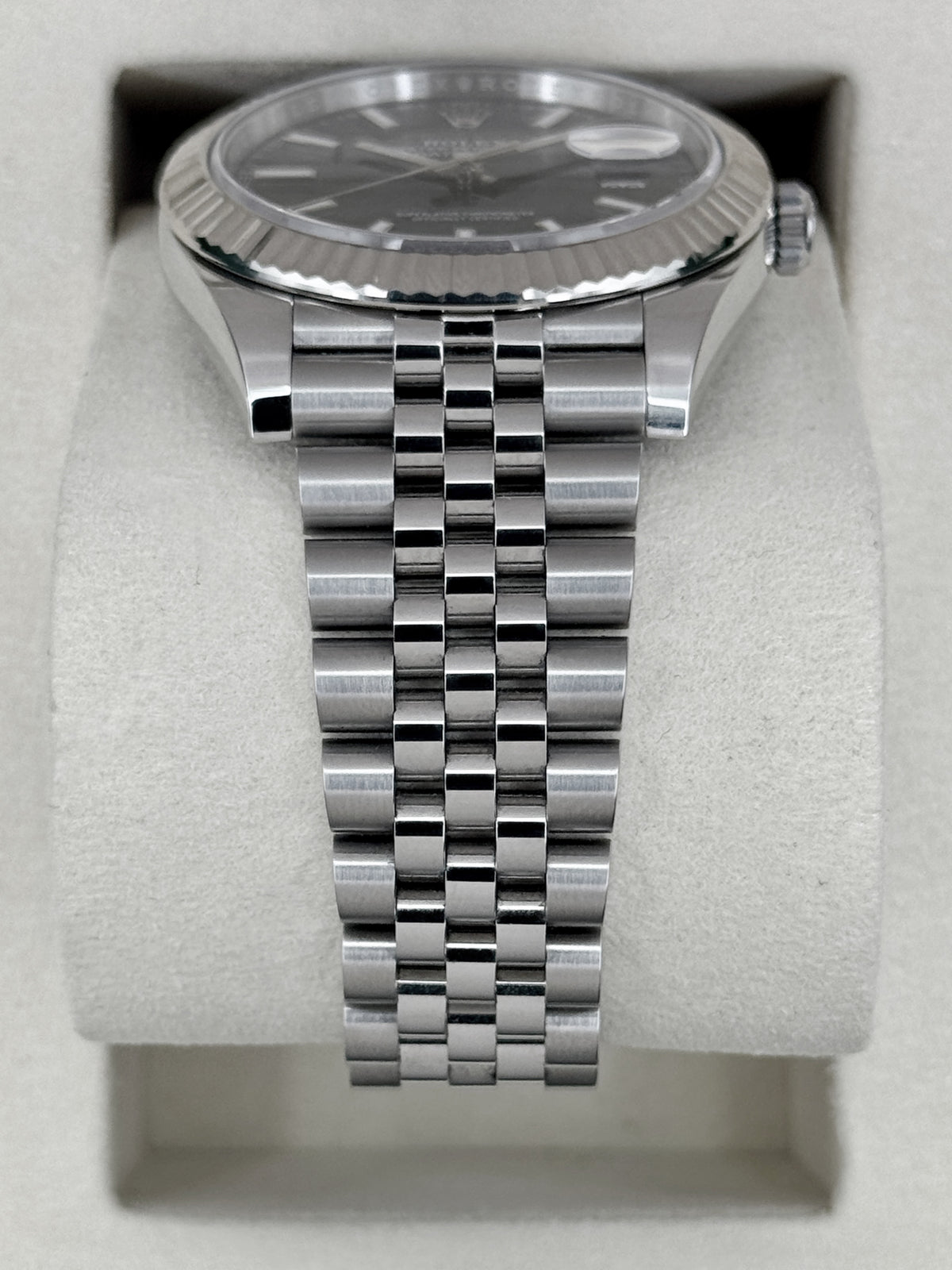 2025 Rolex Datejust 41mm 126334 Stainless Steel Jubilee Blue Dial