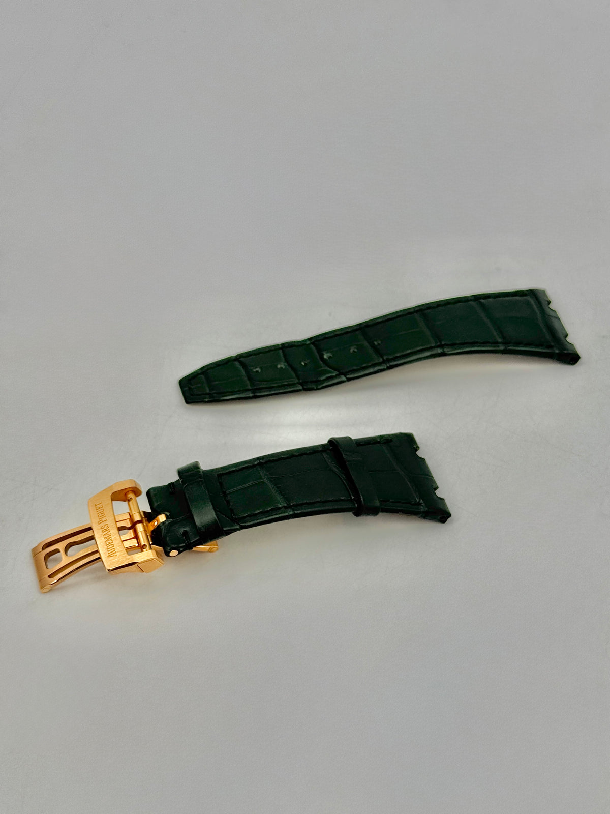Audemars Piguet Royal Oak 41mm Green Alligator Leather Strap with Deployant Clasp