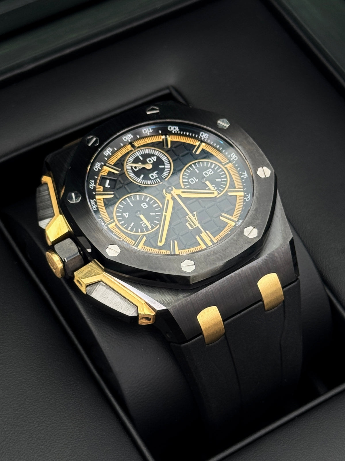 2023 Audemars Piguet Royal Oak Offshore 43mm 26420CE Ceramic Black Dial