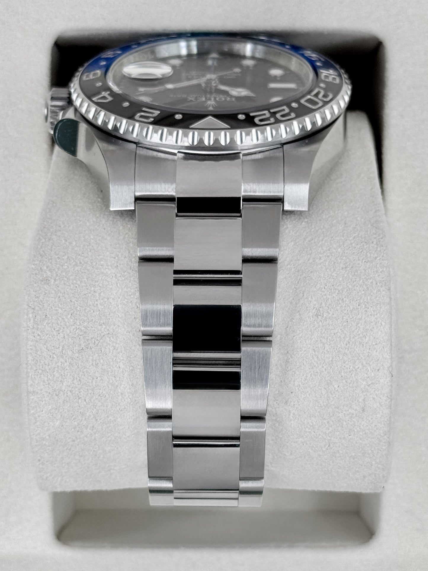NEW 2026 Rolex GMT-Master II Batman 40mm 126710BLNR Oyster (NEW STYLE CARD)
