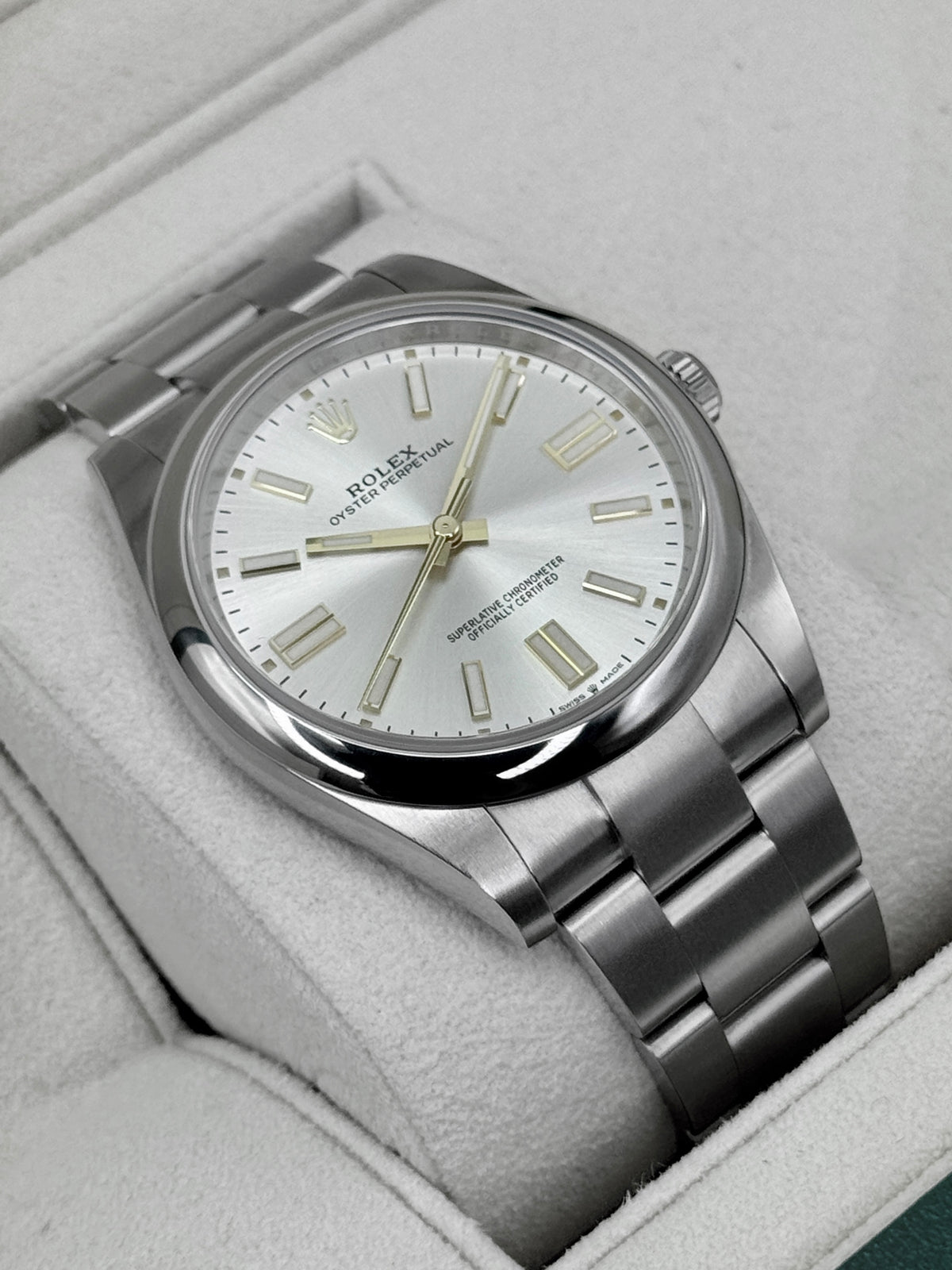 2023 Rolex Oyster Perpetual 41mm 124300 Silver Dial