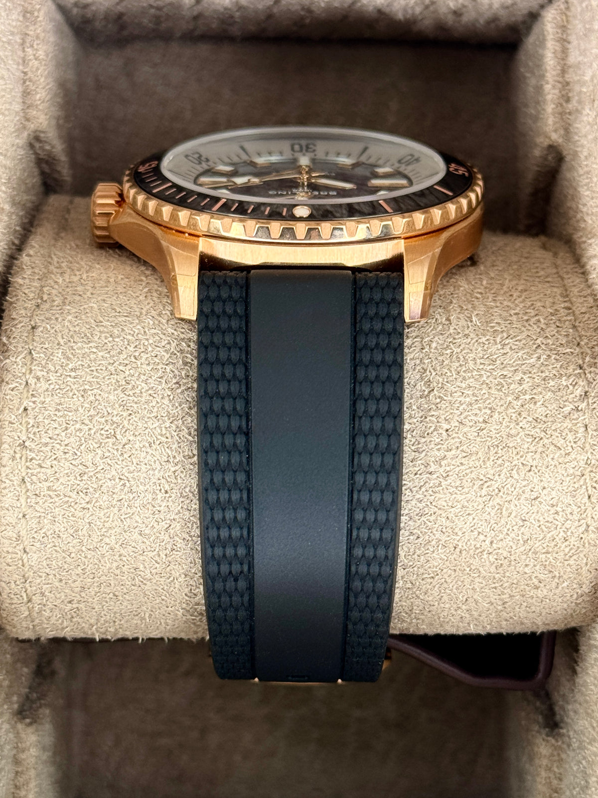 NEW 2026 Breitling Superocean Automatic 42mm R17375 Red Gold Black Dial (STICKERED)