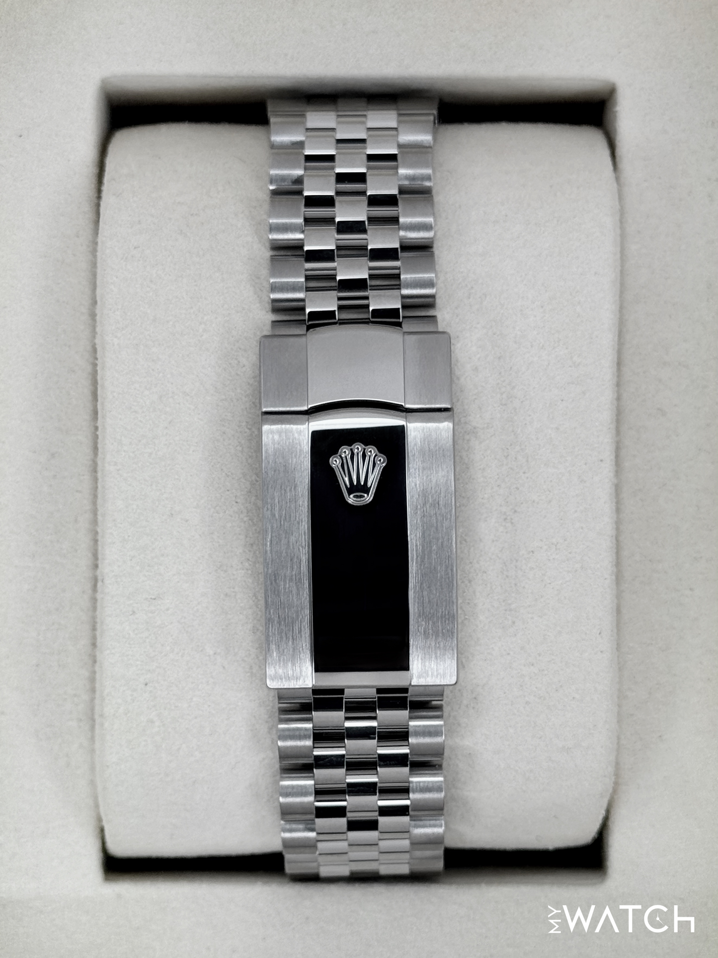 NEW 2025 Rolex Datejust 41mm 126300 Stainless Steel Jubilee Rhodium Dial