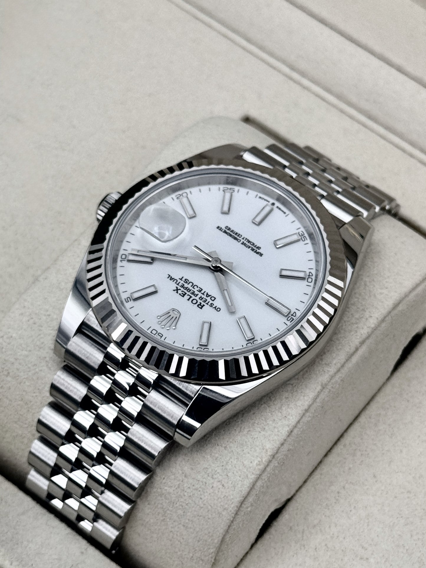 2025 Rolex Datejust 41mm 126334 Stainless Steel Jubilee White Dial